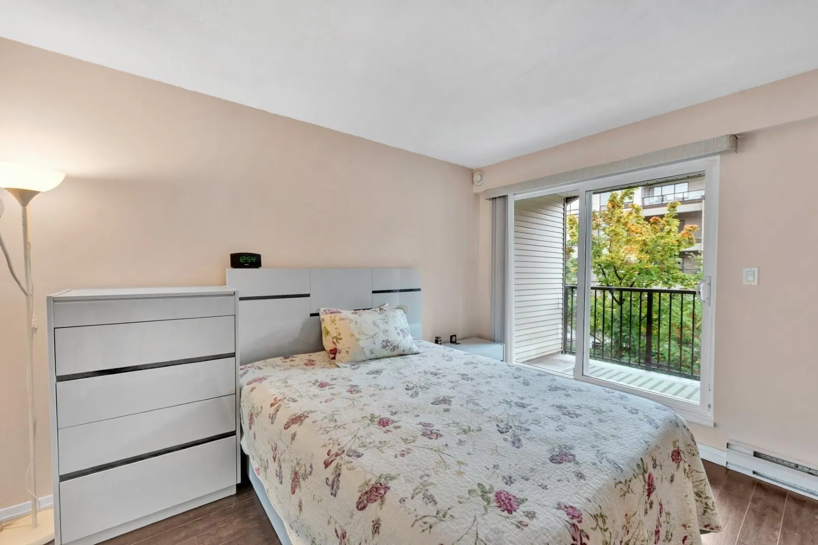 2401 Hawthorne Avenue #203