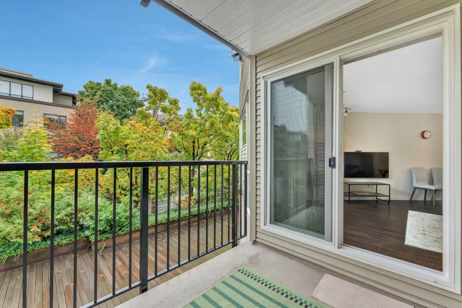 2401 Hawthorne Avenue #203