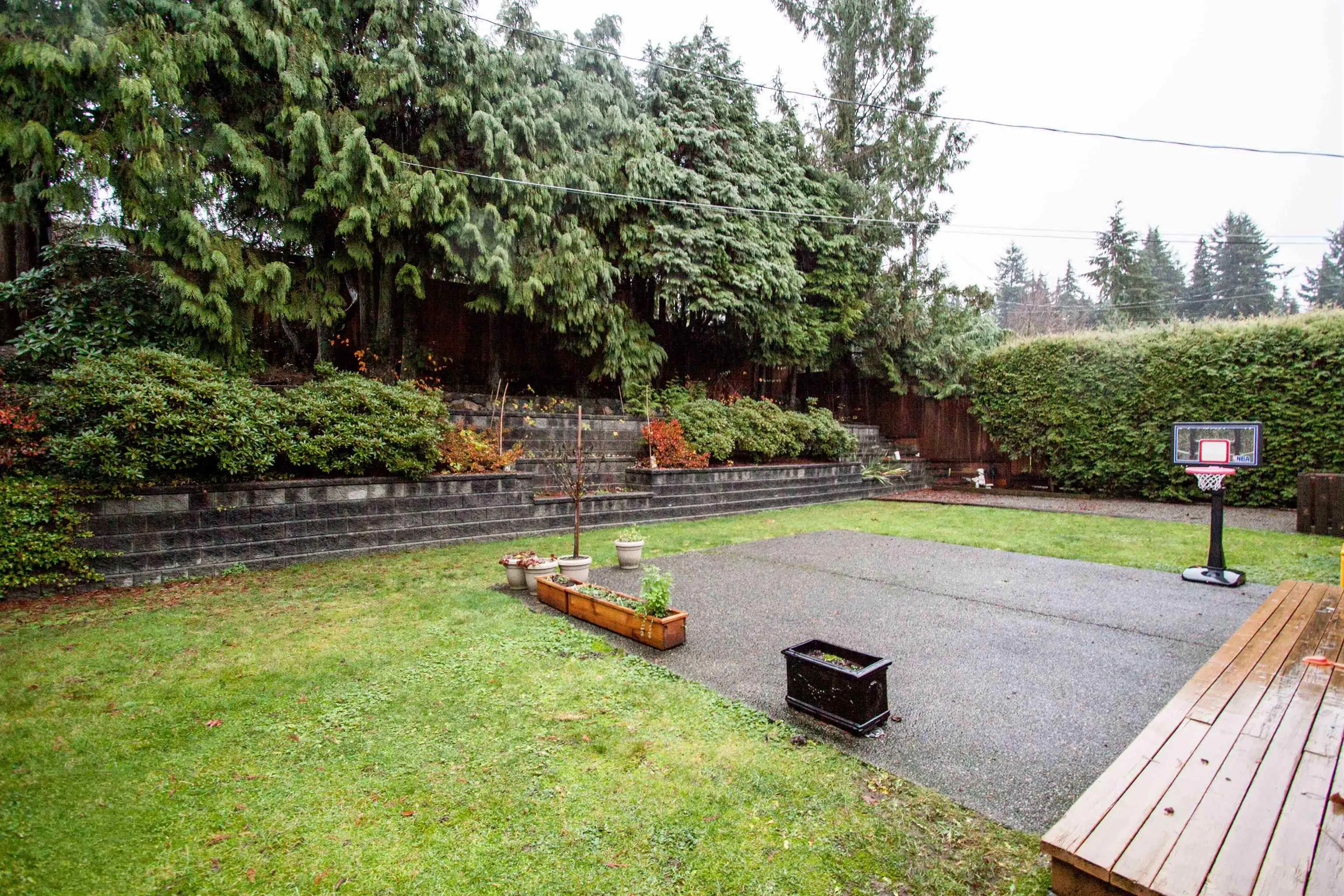 4128 Canterbury Crescent