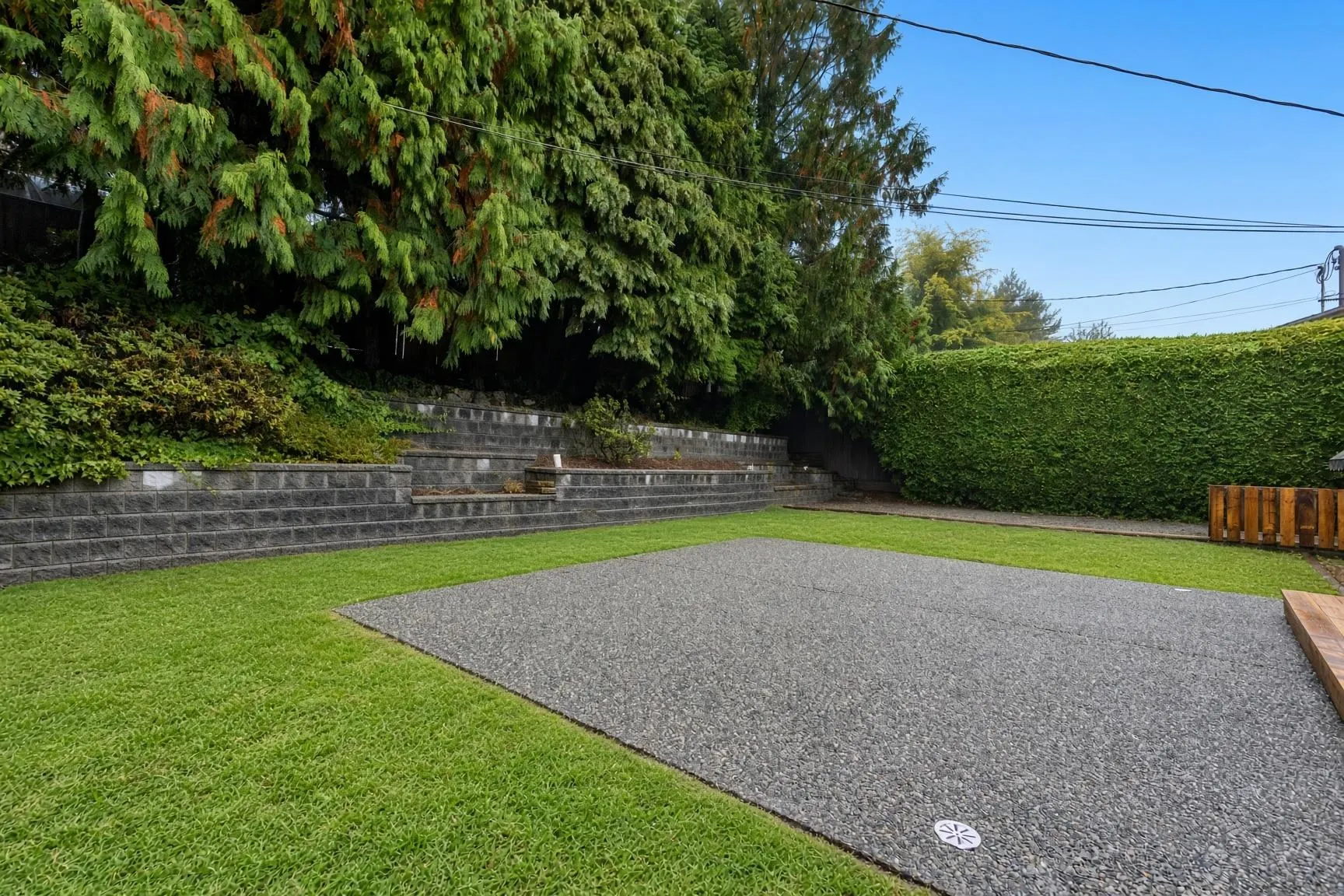 4128 Canterbury Crescent