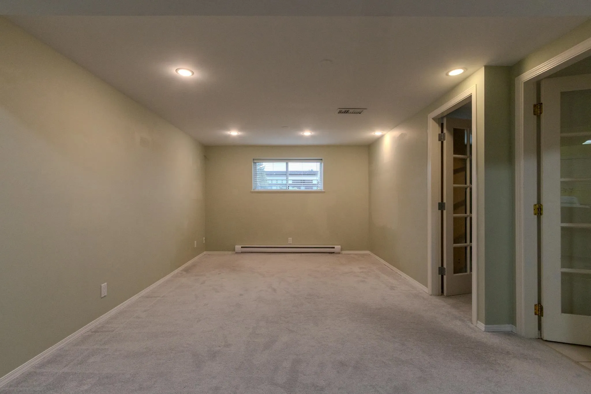 4128 Canterbury Crescent