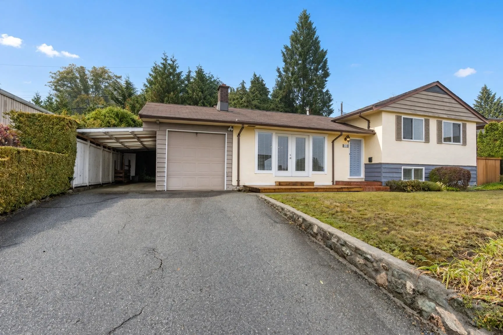 4128 Canterbury Crescent