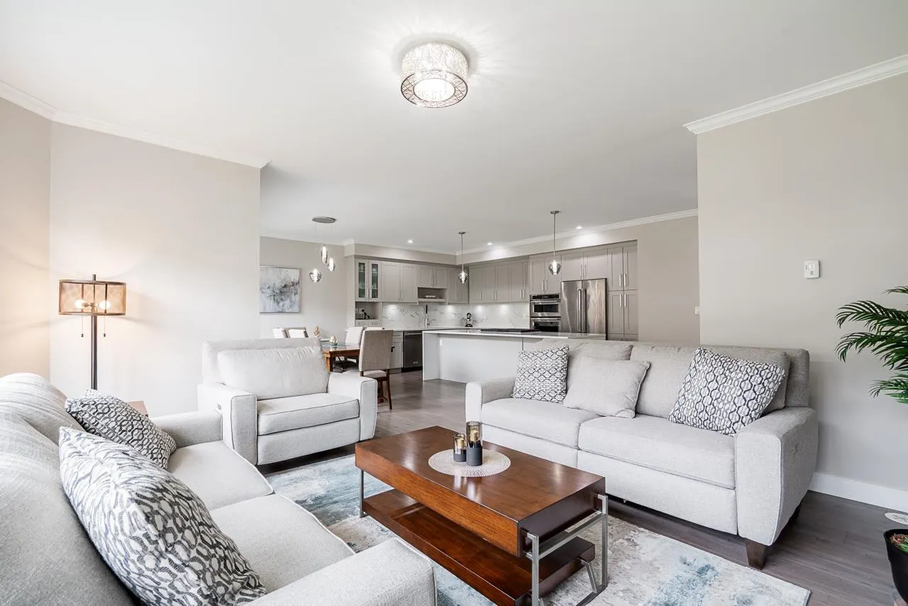17033 Fraser Highway #2
