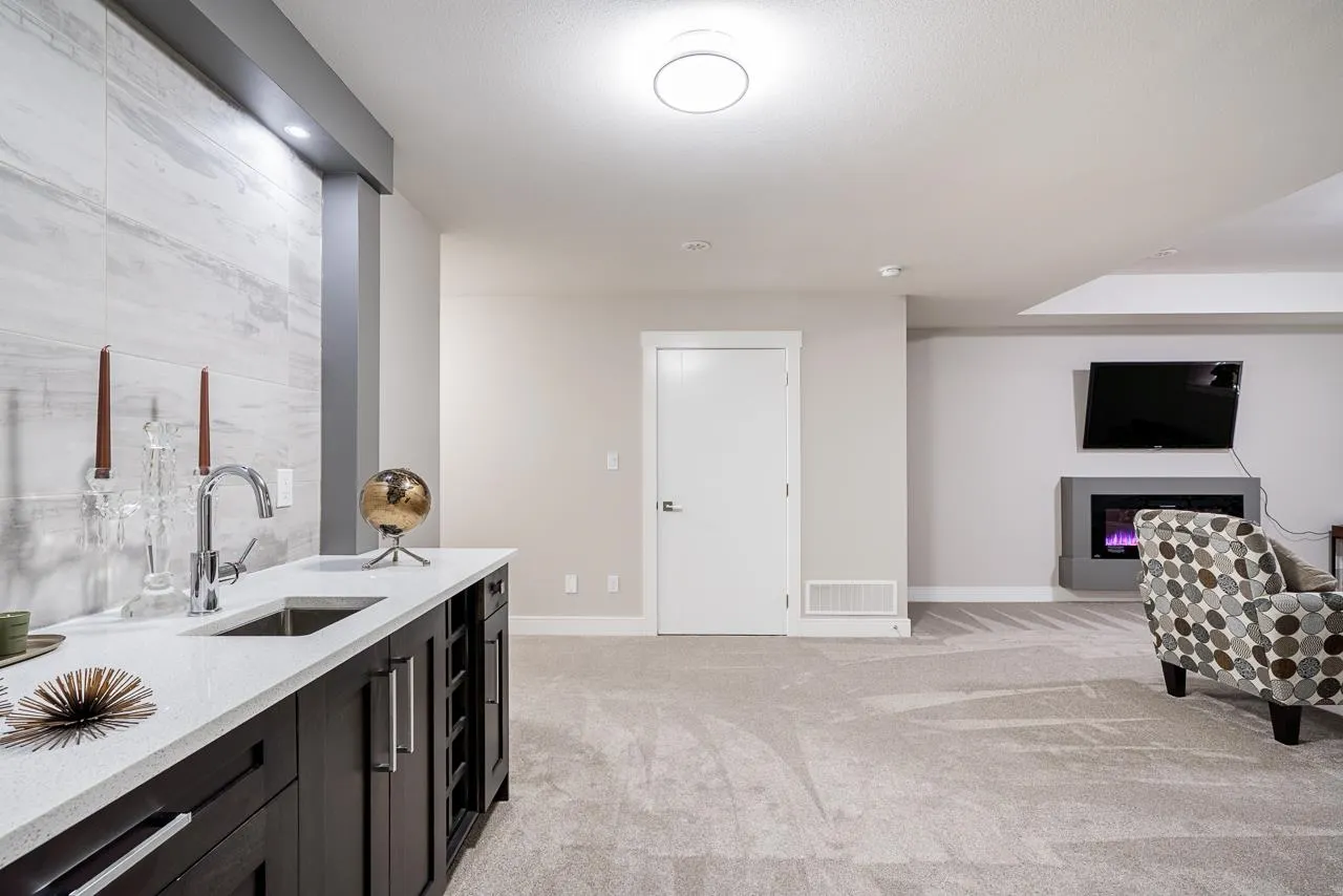 17033 Fraser Highway #2