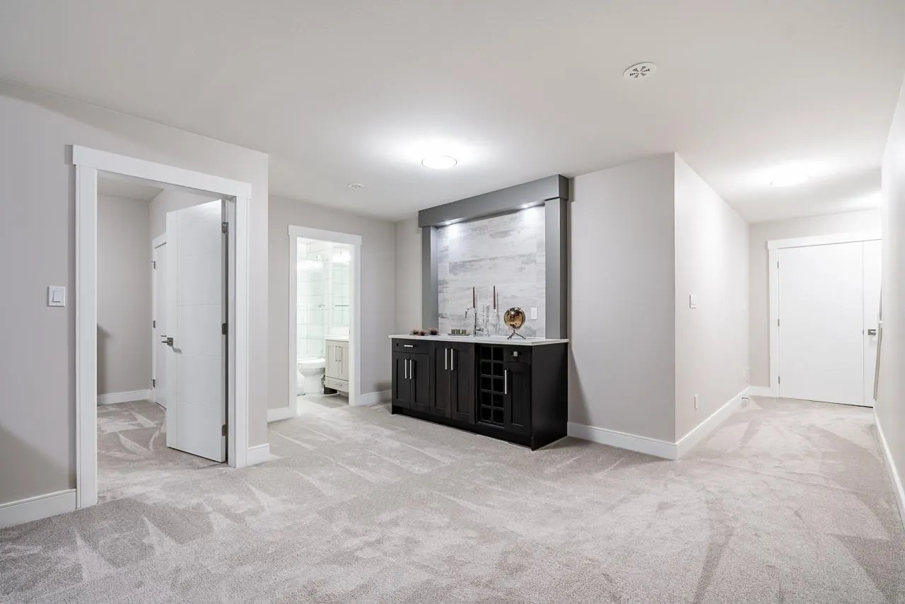 17033 Fraser Highway #2