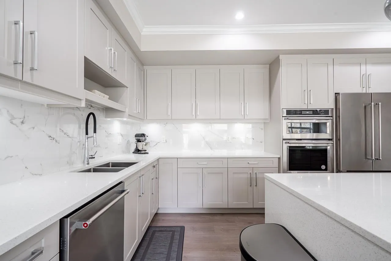 17033 Fraser Highway #2