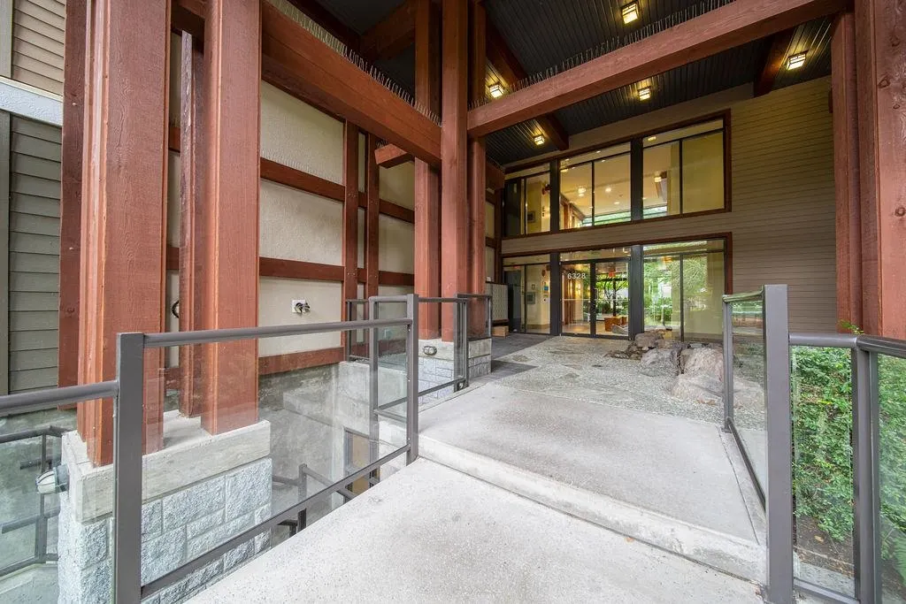 6328 Larkin Drive #407
