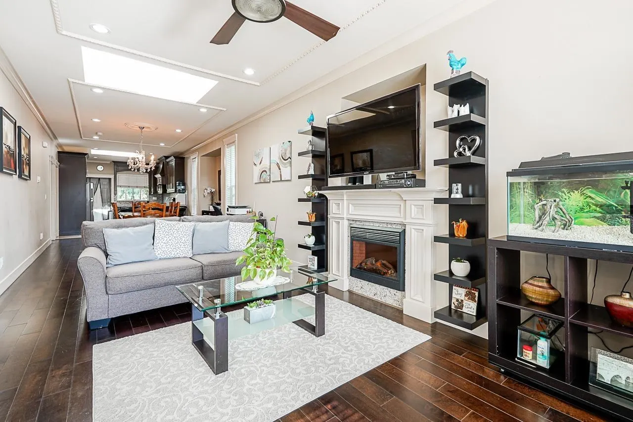 2708 Boundary Road