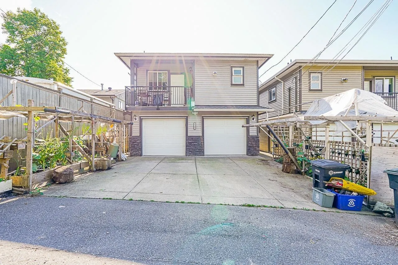 2708 Boundary Road
