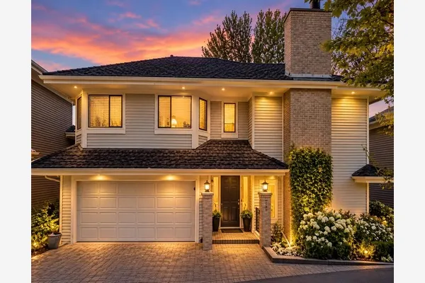 4245 Nautilus Close