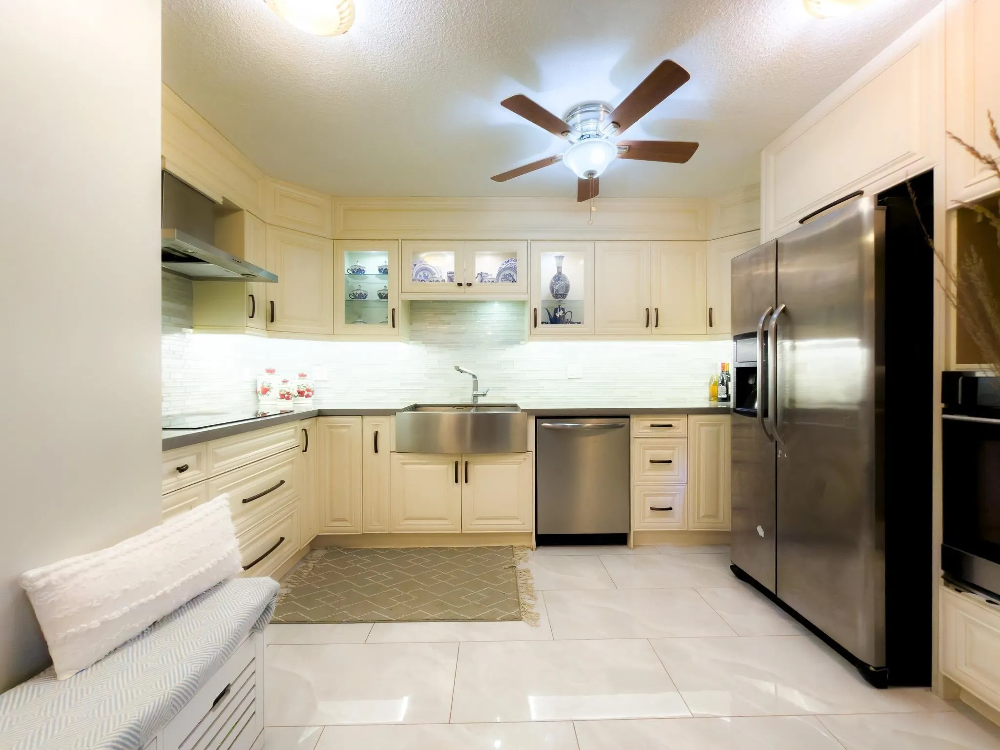 5860 Dover Crescent #307