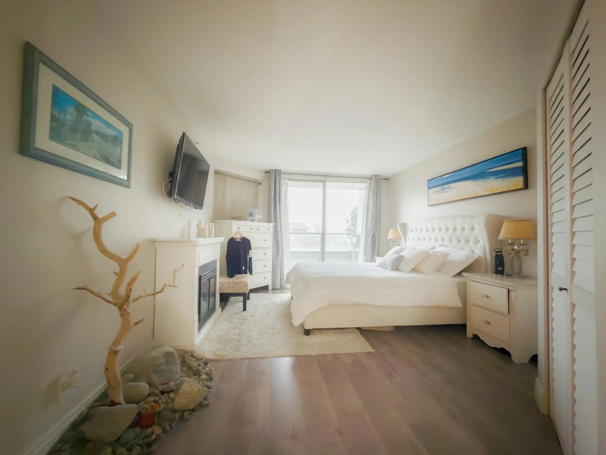 5860 Dover Crescent #307