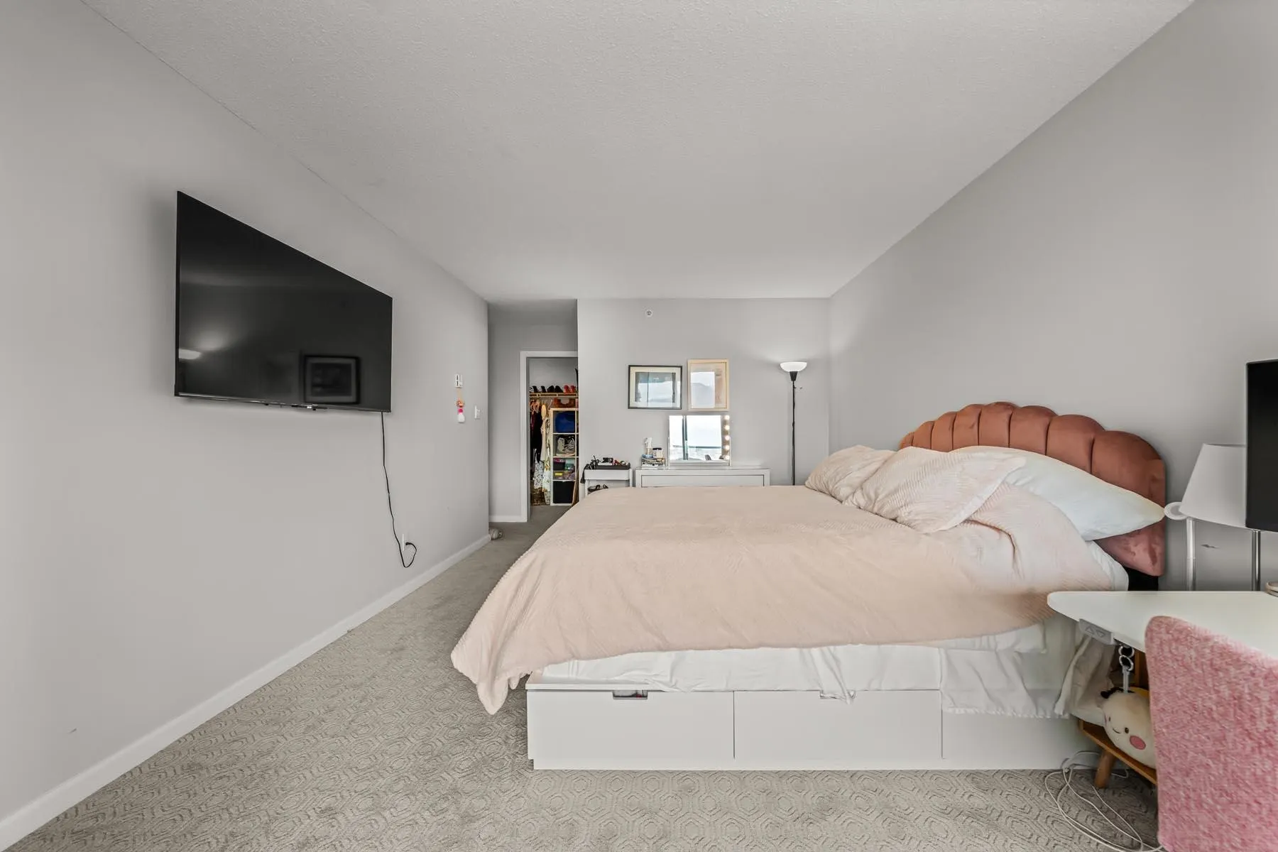 4398 Buchanan Street #2105
