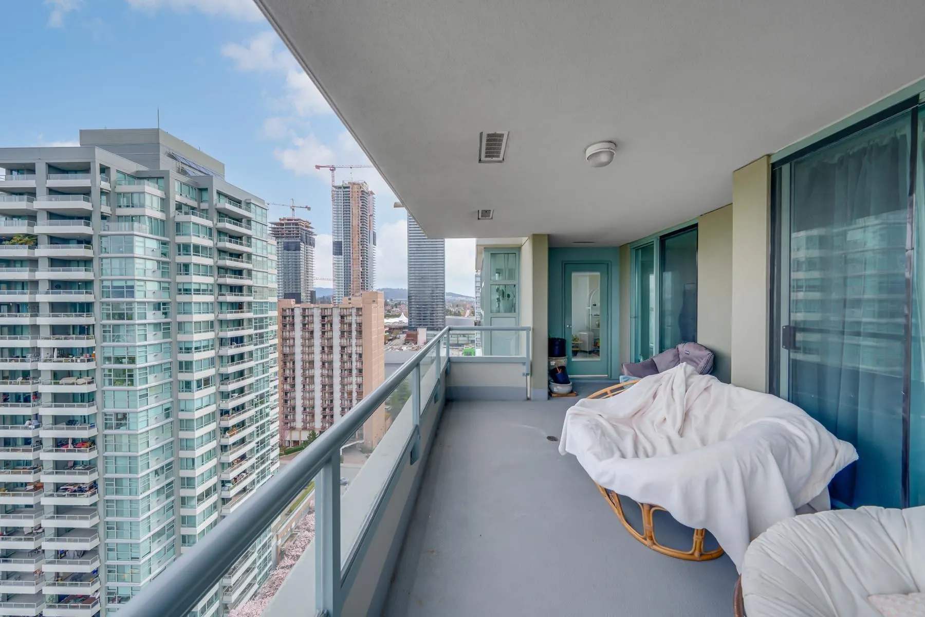 4398 Buchanan Street #2105