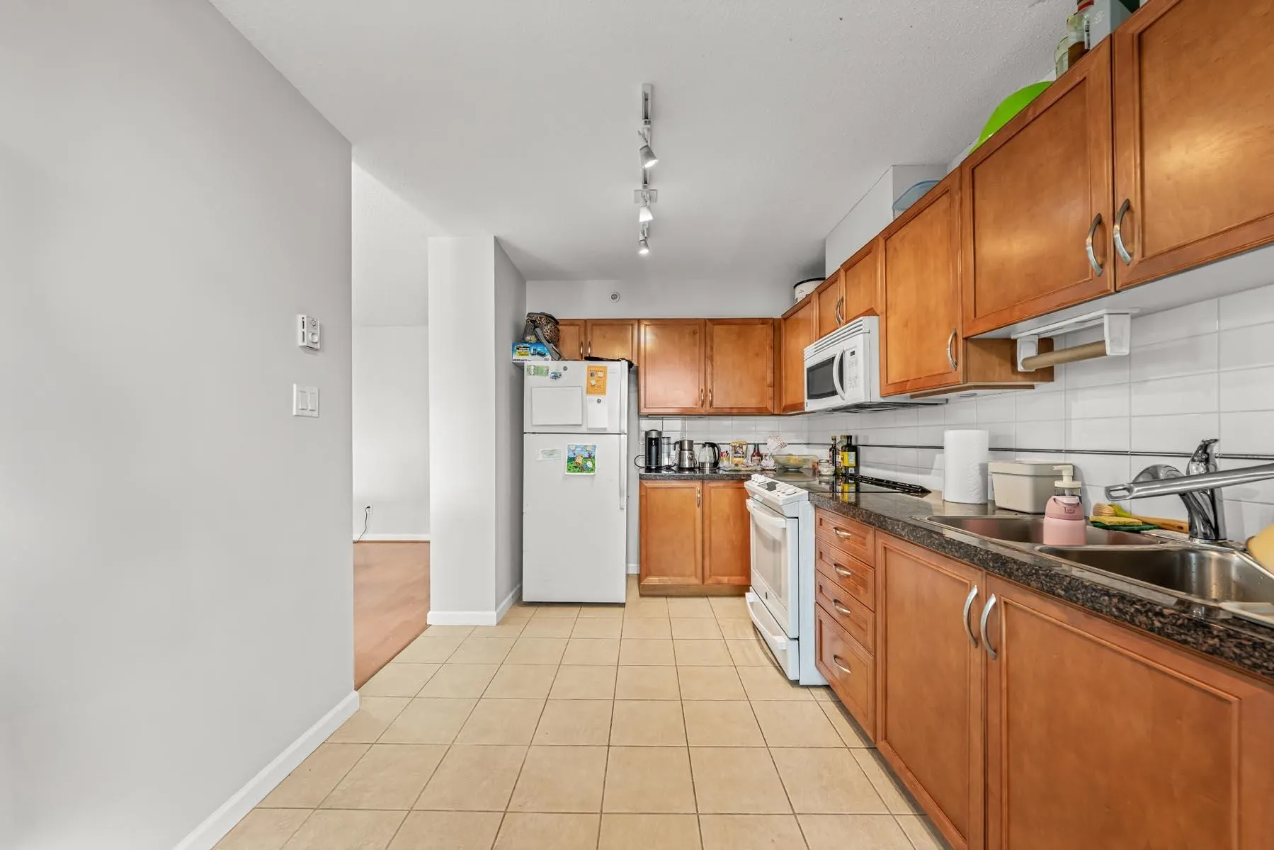 4398 Buchanan Street #2105