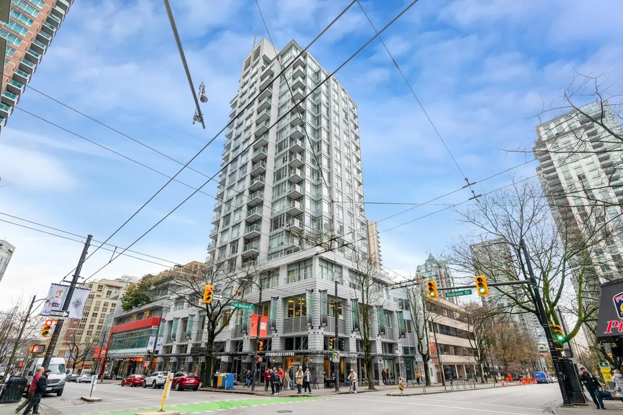 480 Robson Street #1201