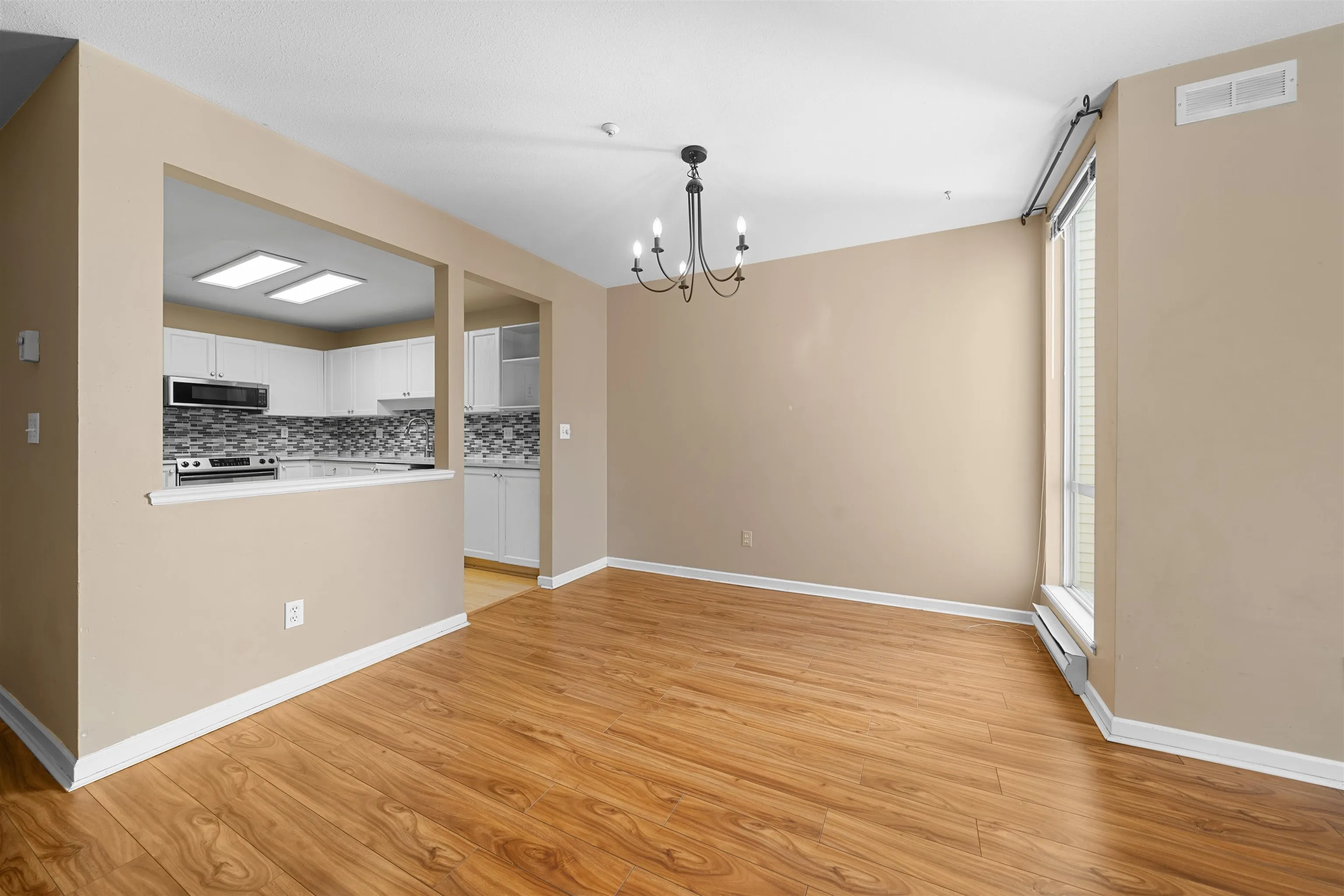 19122 122nd Avenue #213