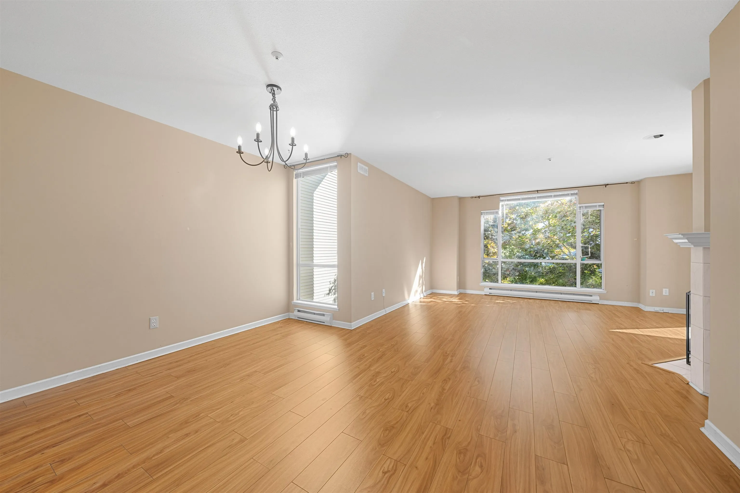 19122 122nd Avenue #213