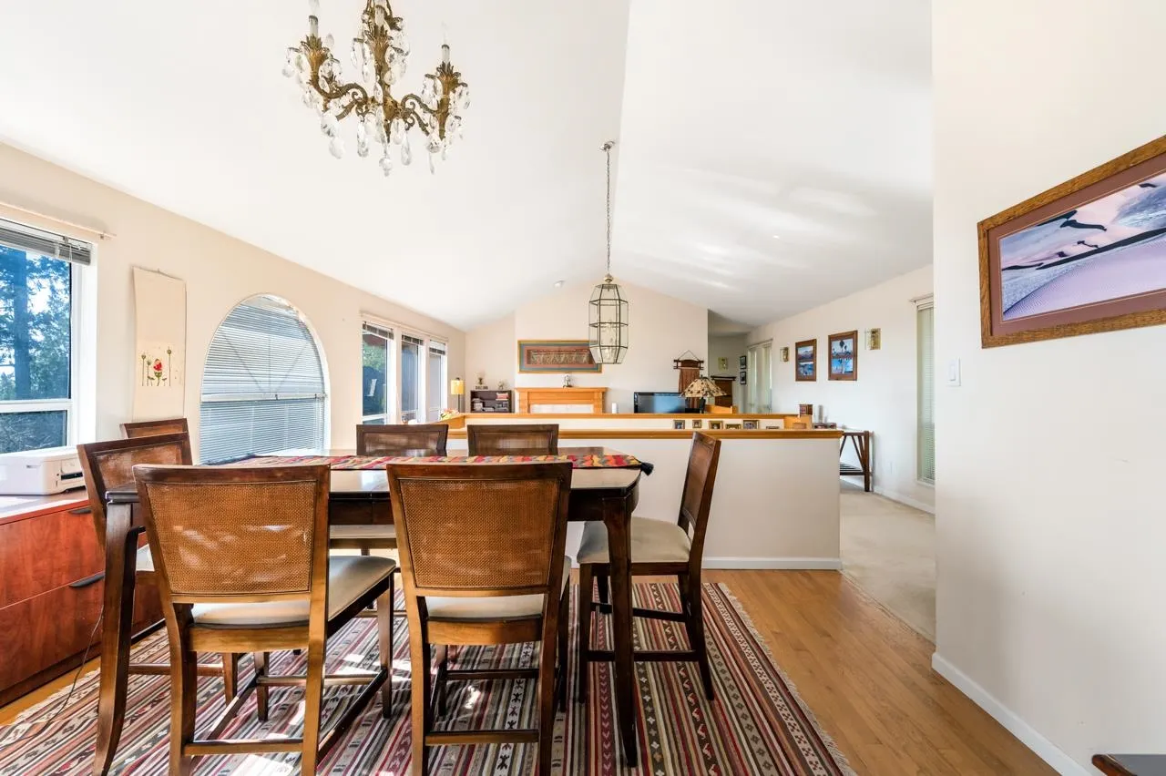 4815 Headland Close