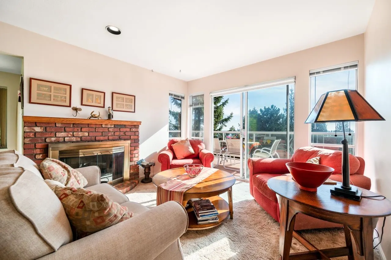 4815 Headland Close