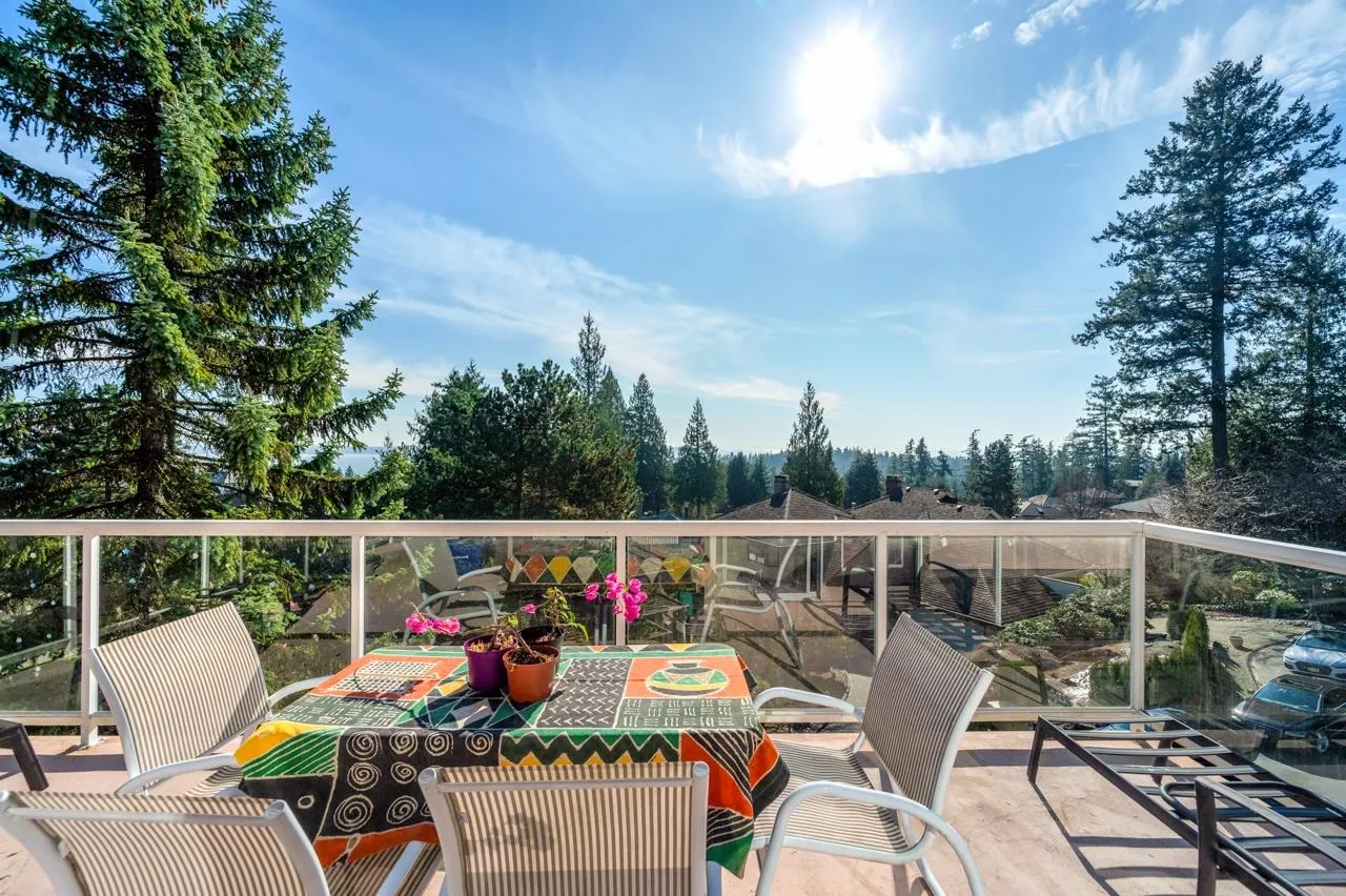 4815 Headland Close
