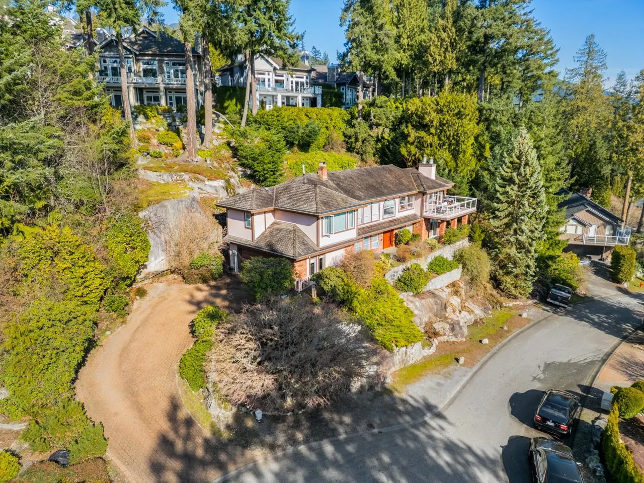 4815 Headland Close