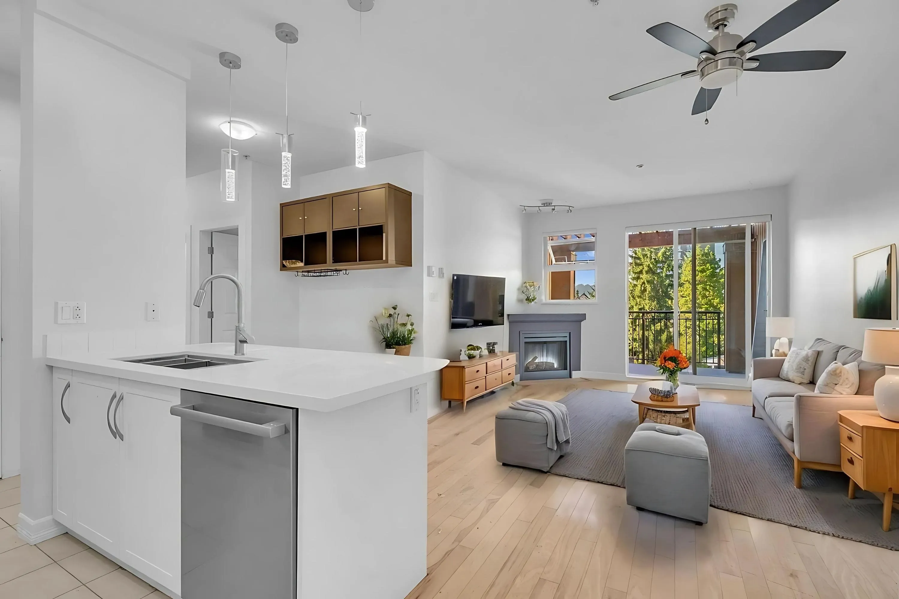 10237 133 Street #415