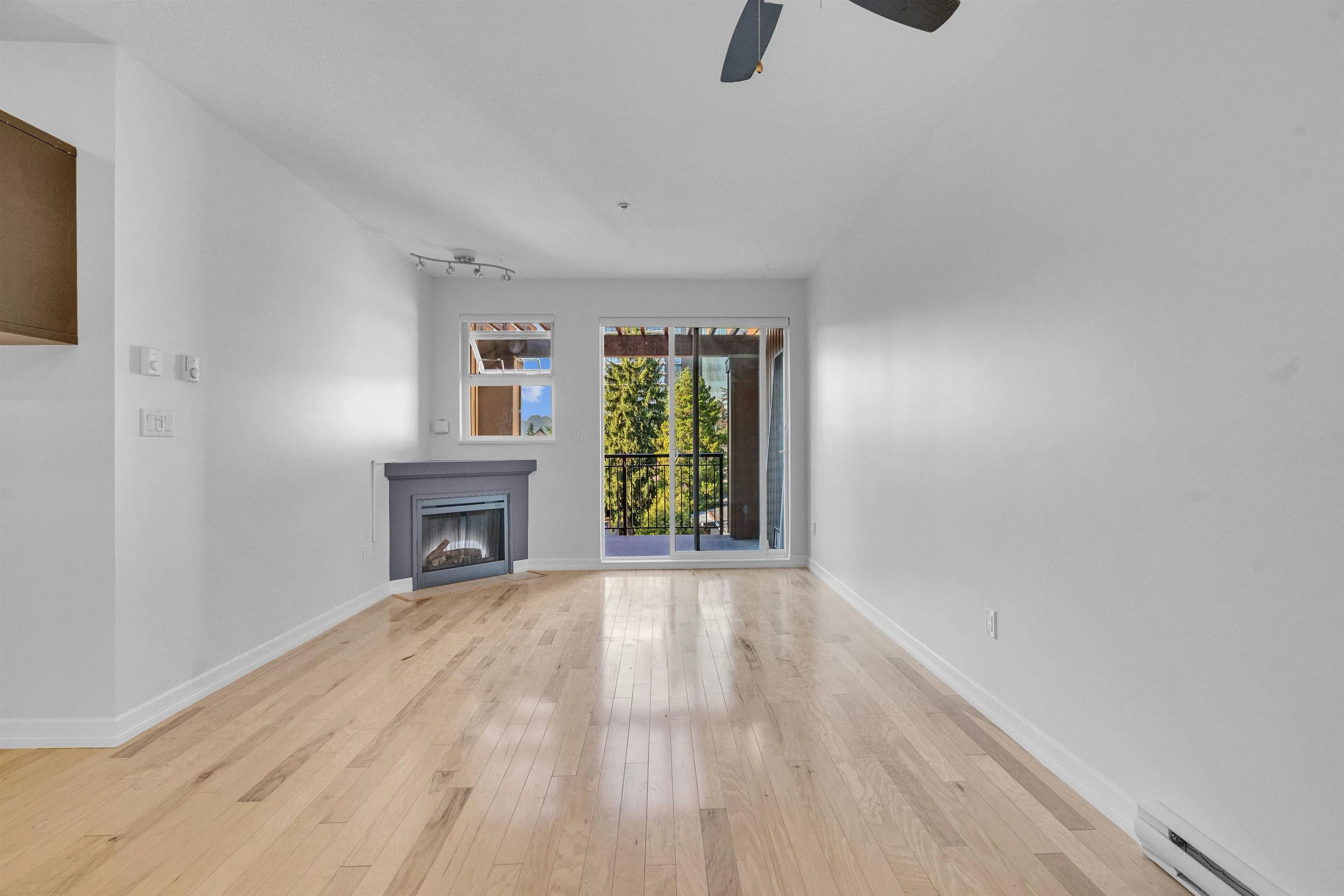 10237 133 Street #415