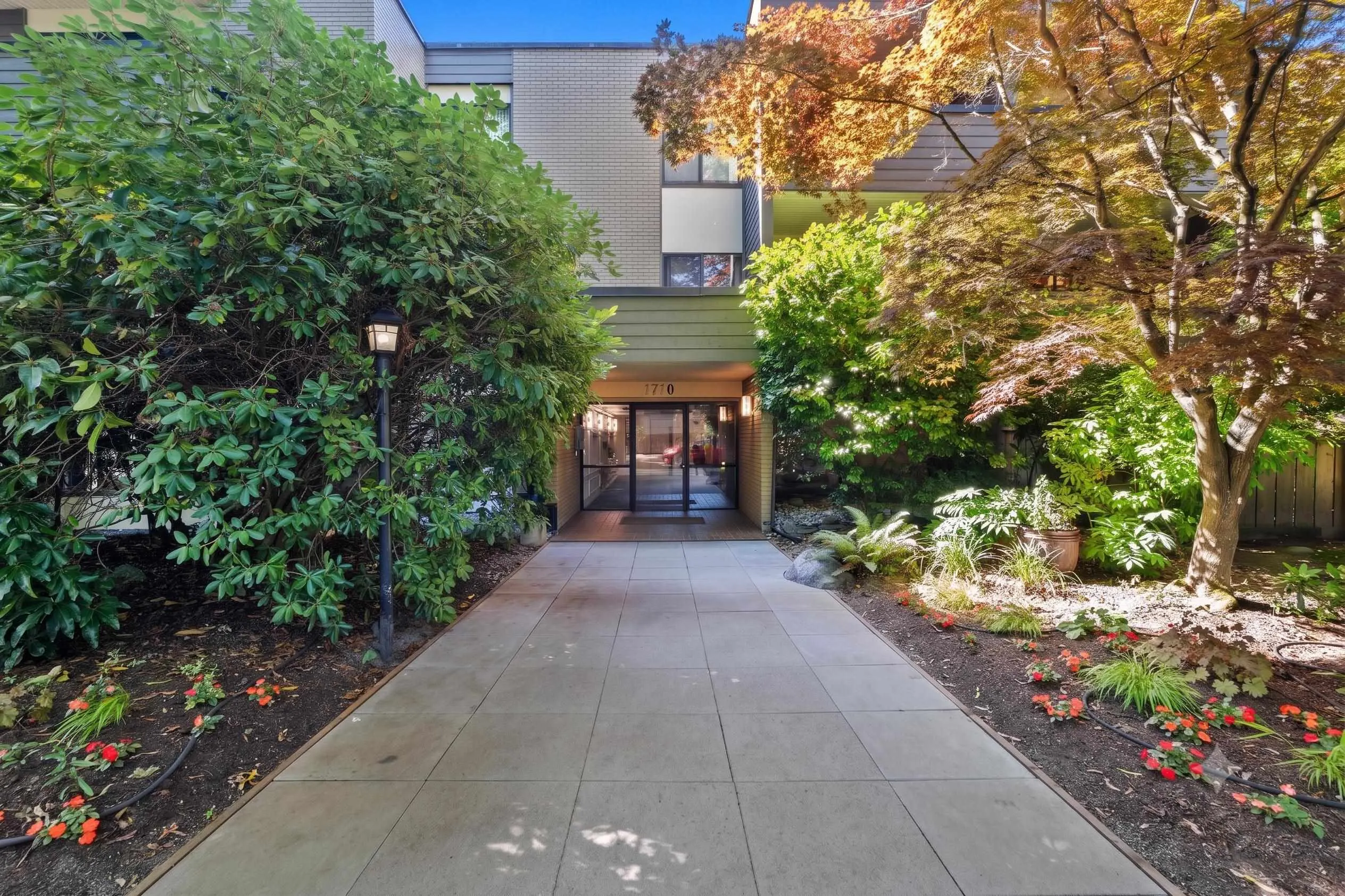 1710 W 13th Avenue #106