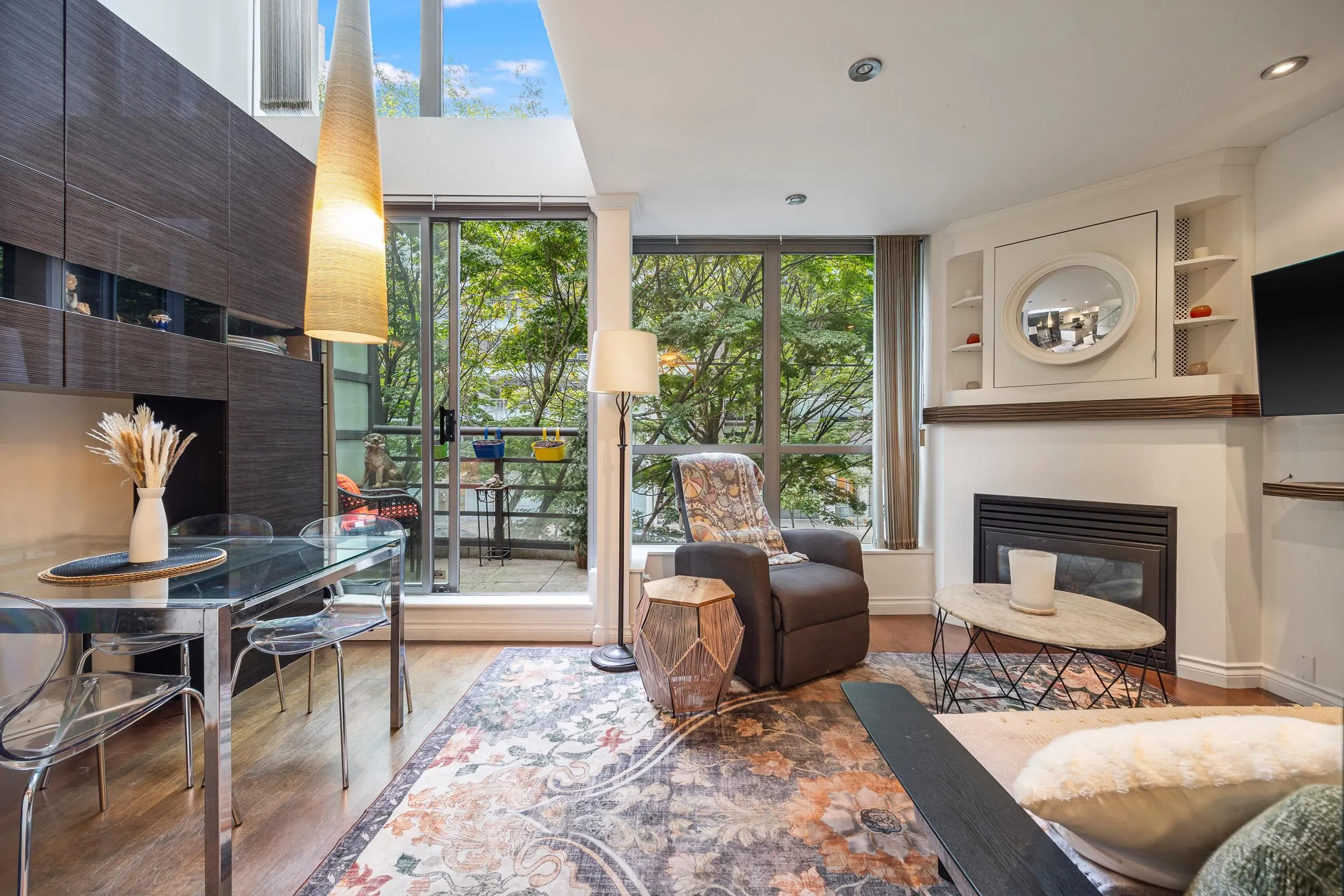 501 Pacific Street #203