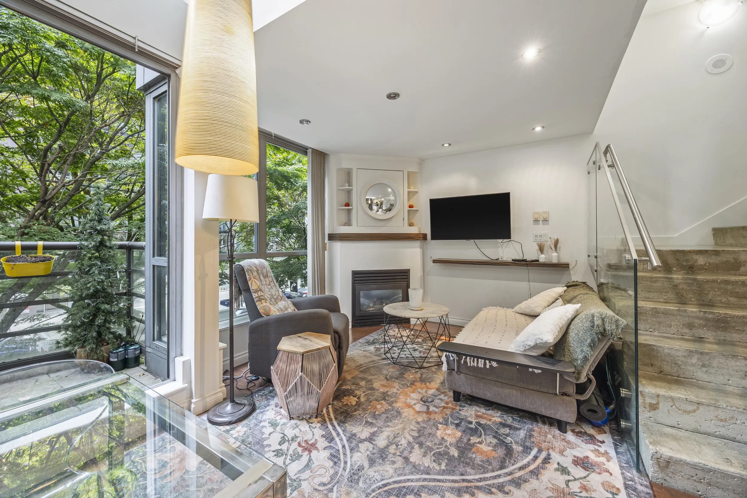 501 Pacific Street #203