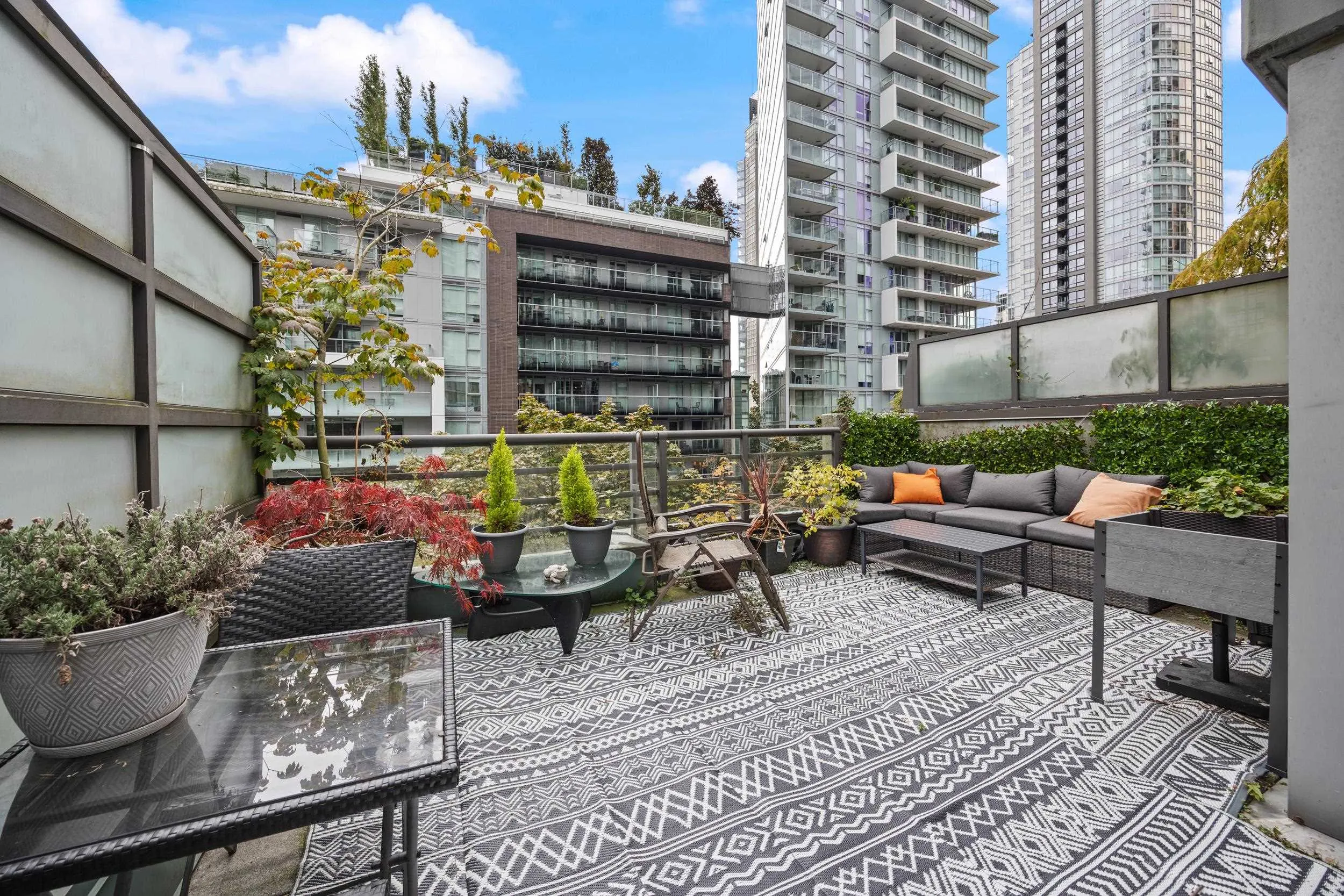 501 Pacific Street #203