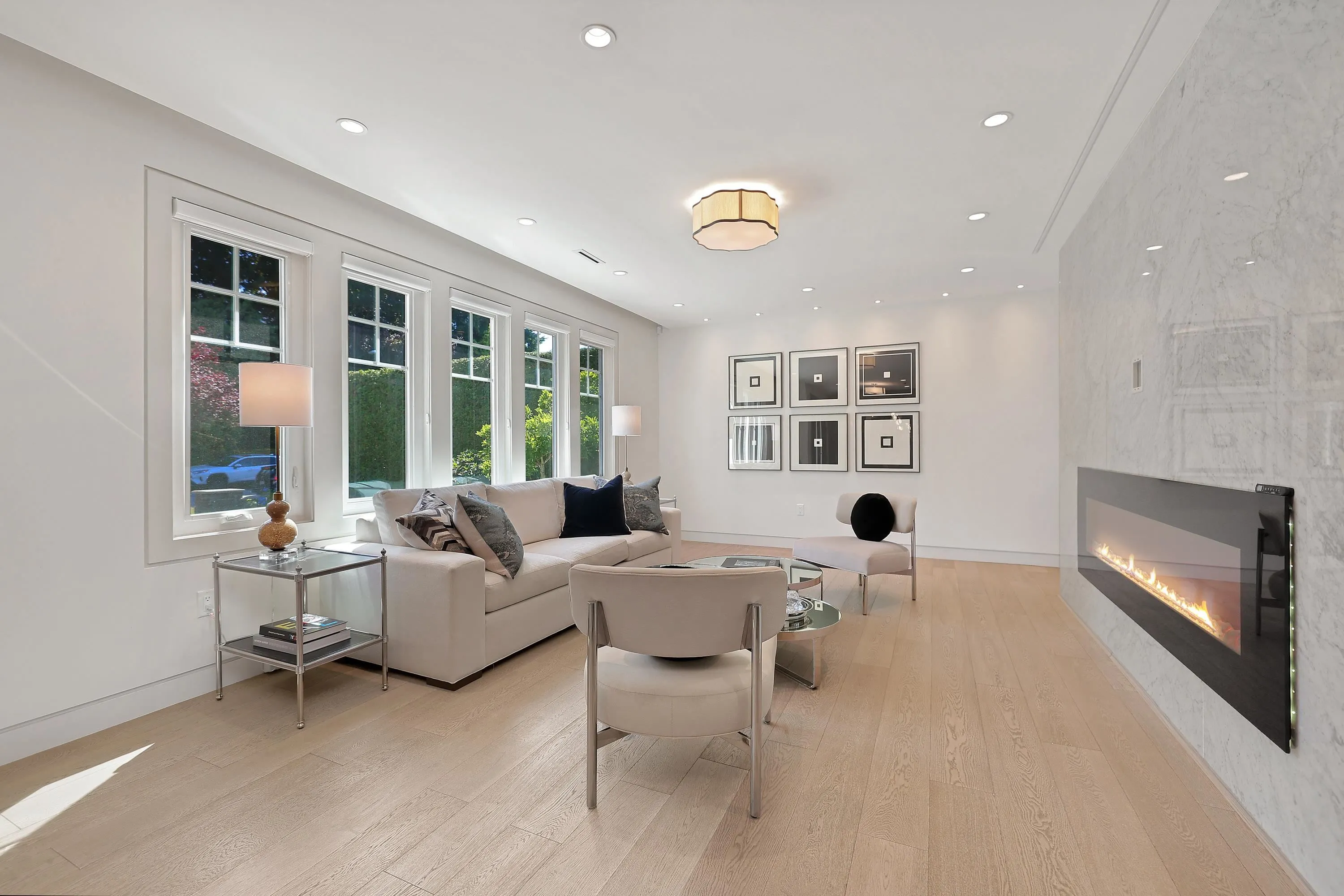 1407 W 33rd Avenue