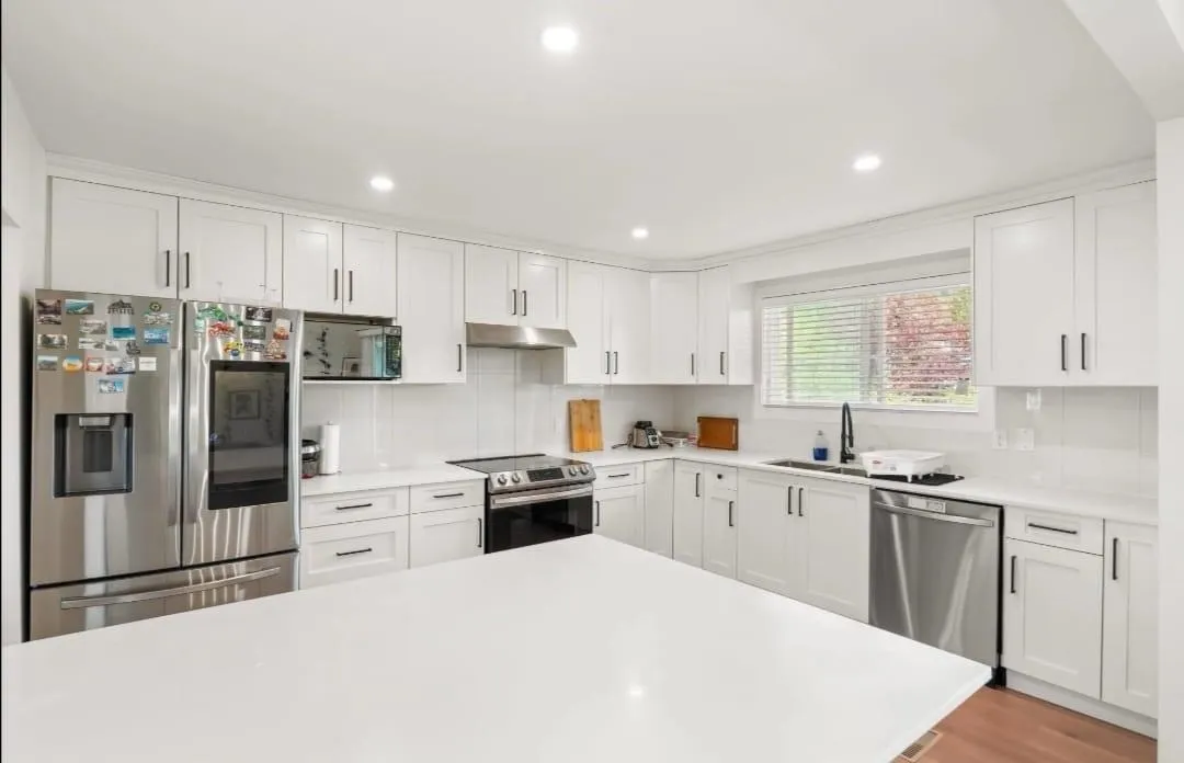 1106 Duthie Avenue #Upper