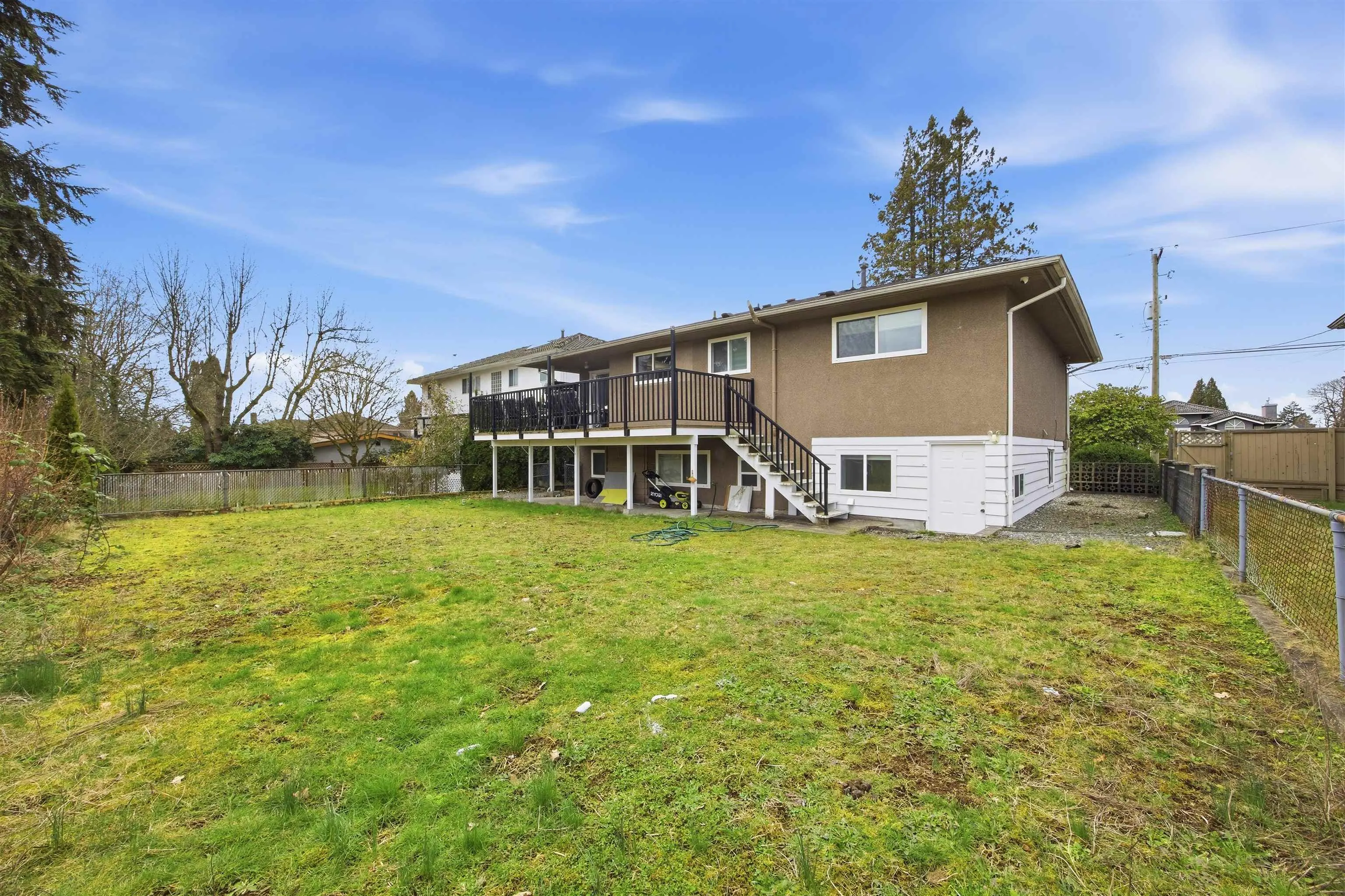 1106 Duthie Avenue #Upper