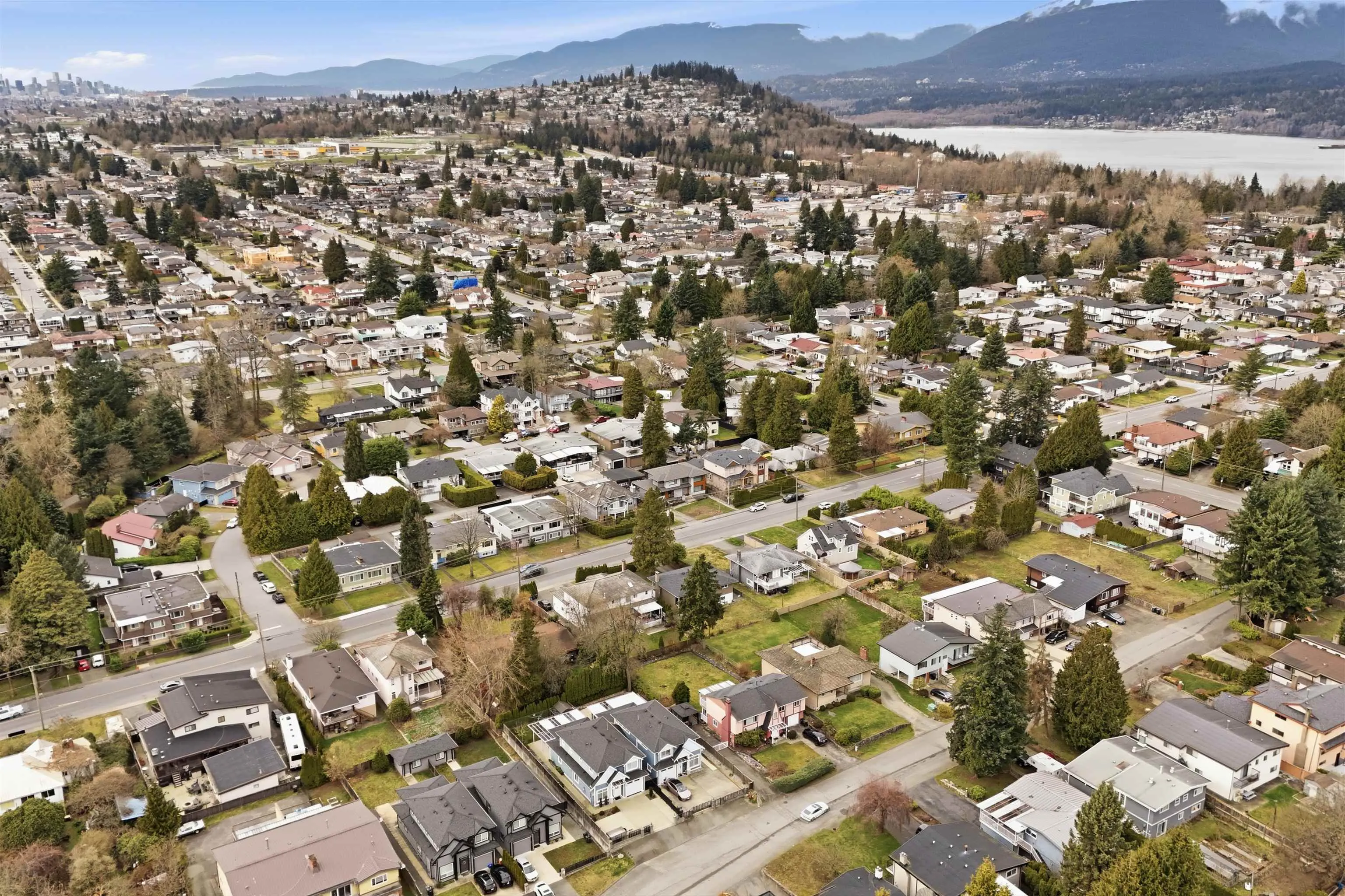 1106 Duthie Avenue #Upper