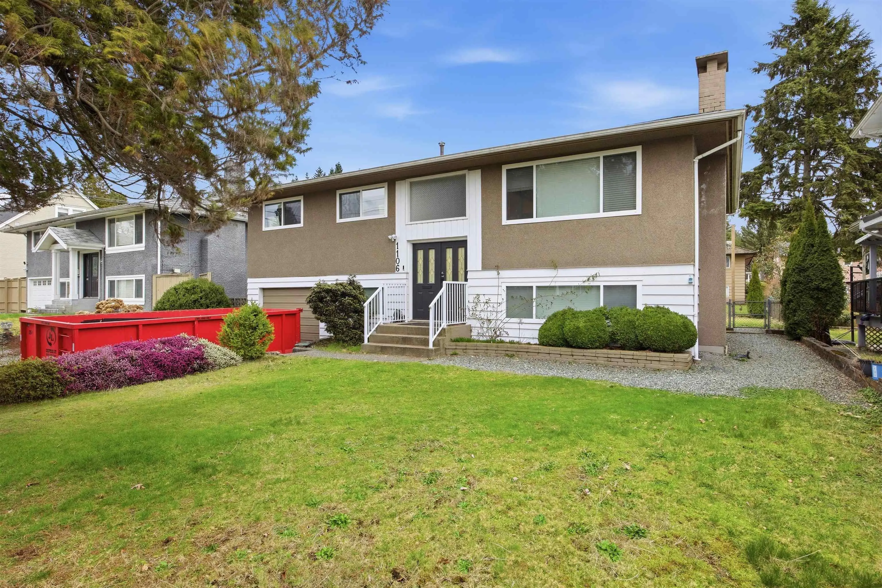 1106 Duthie Avenue #Upper