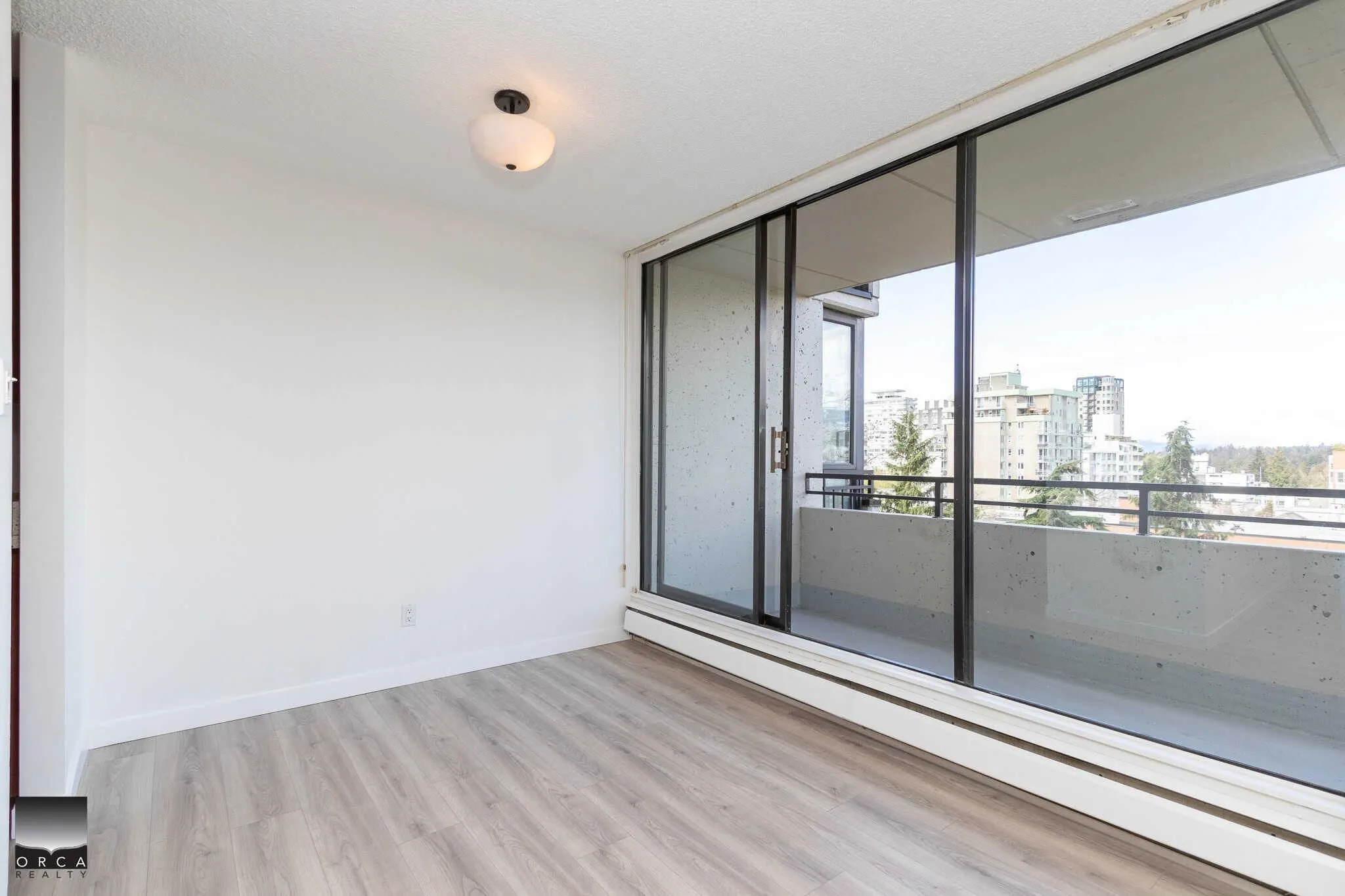 1816 Haro Street #906