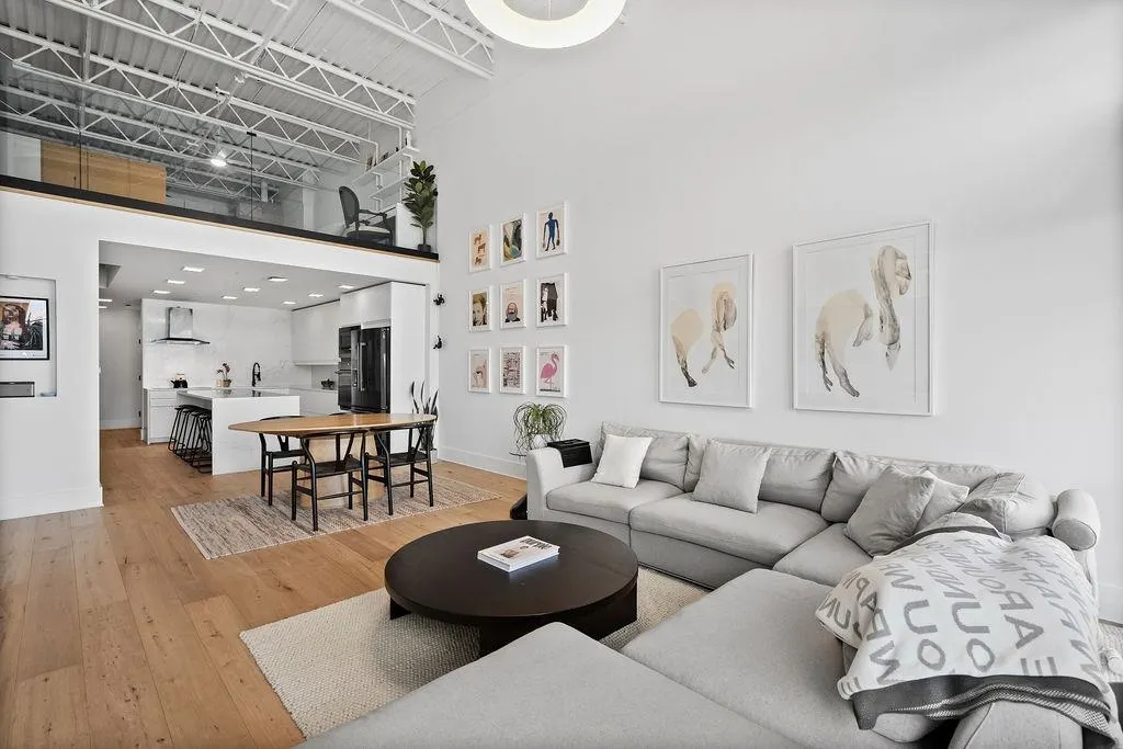 237 E 4th Avenue #417