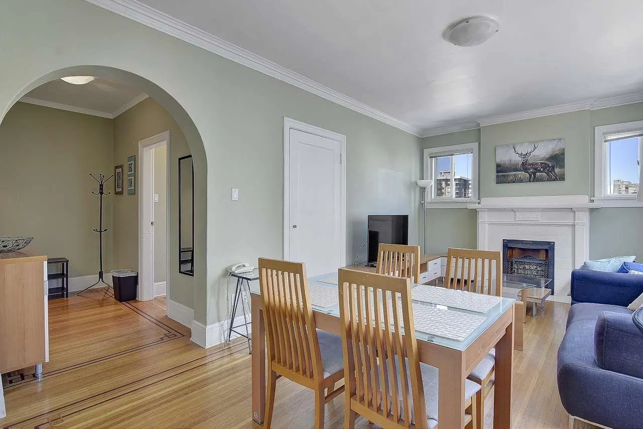 935 Jervis Street #15
