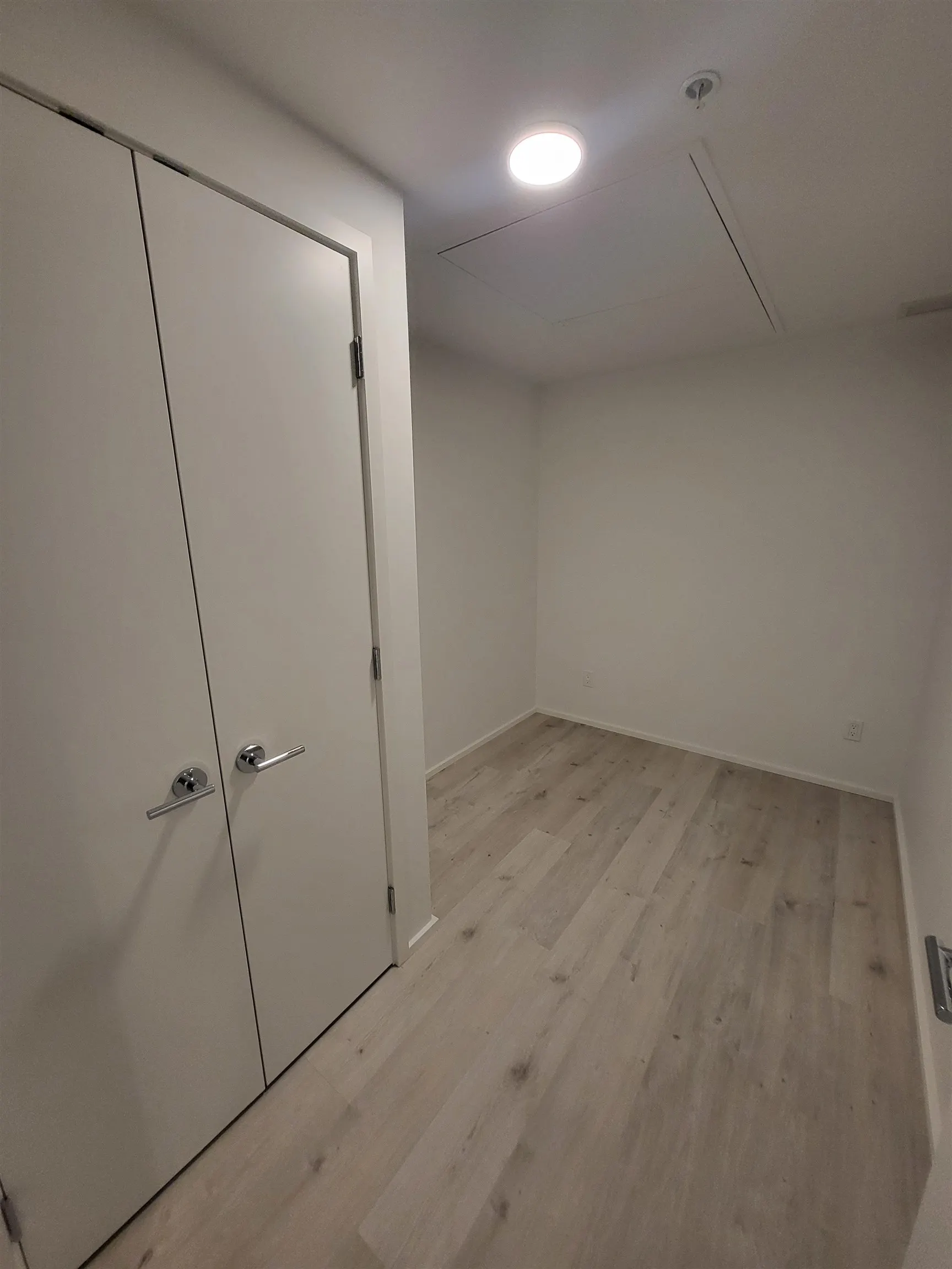 3809 Evergreen Place #1606