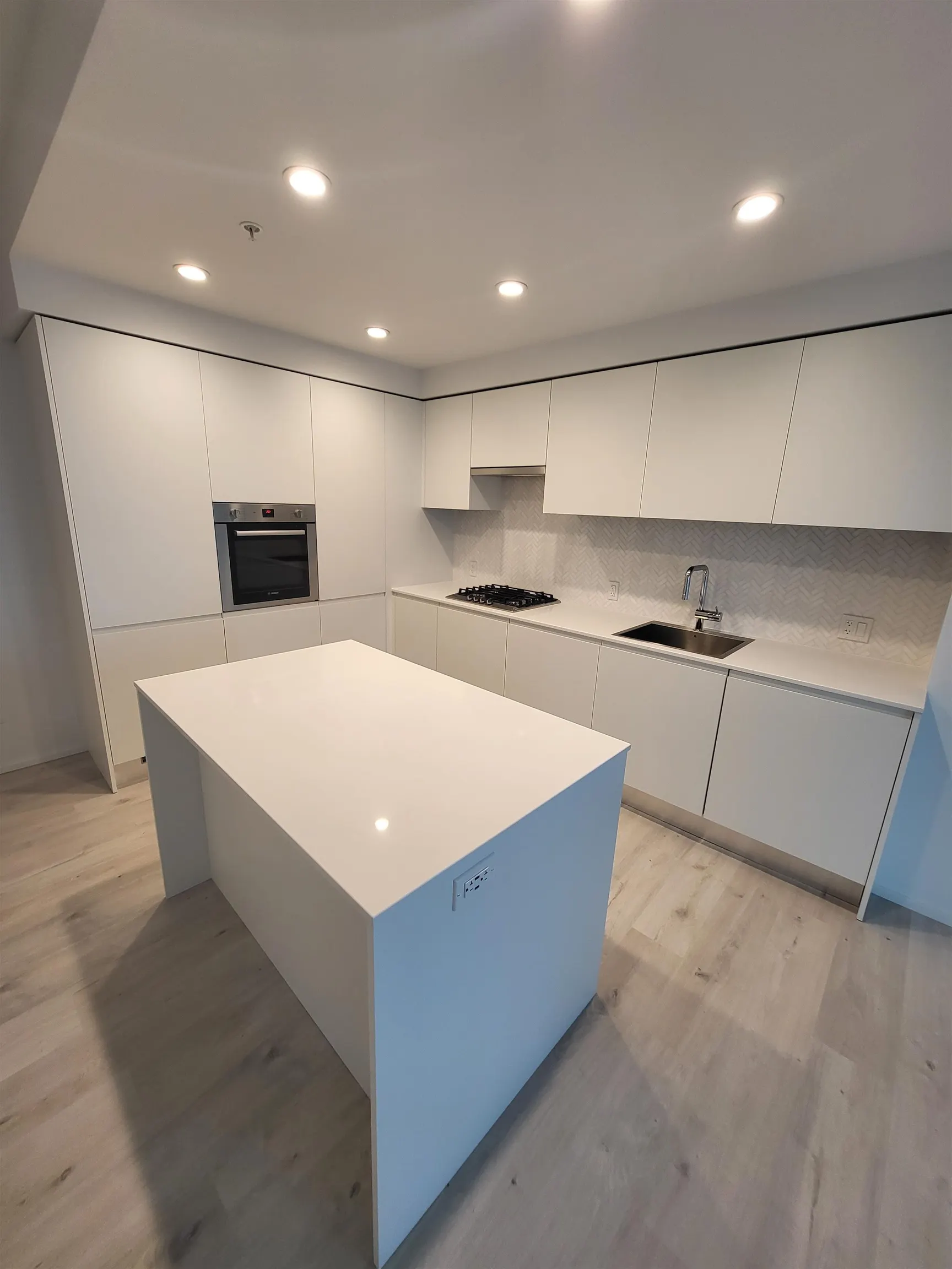 3809 Evergreen Place #1606