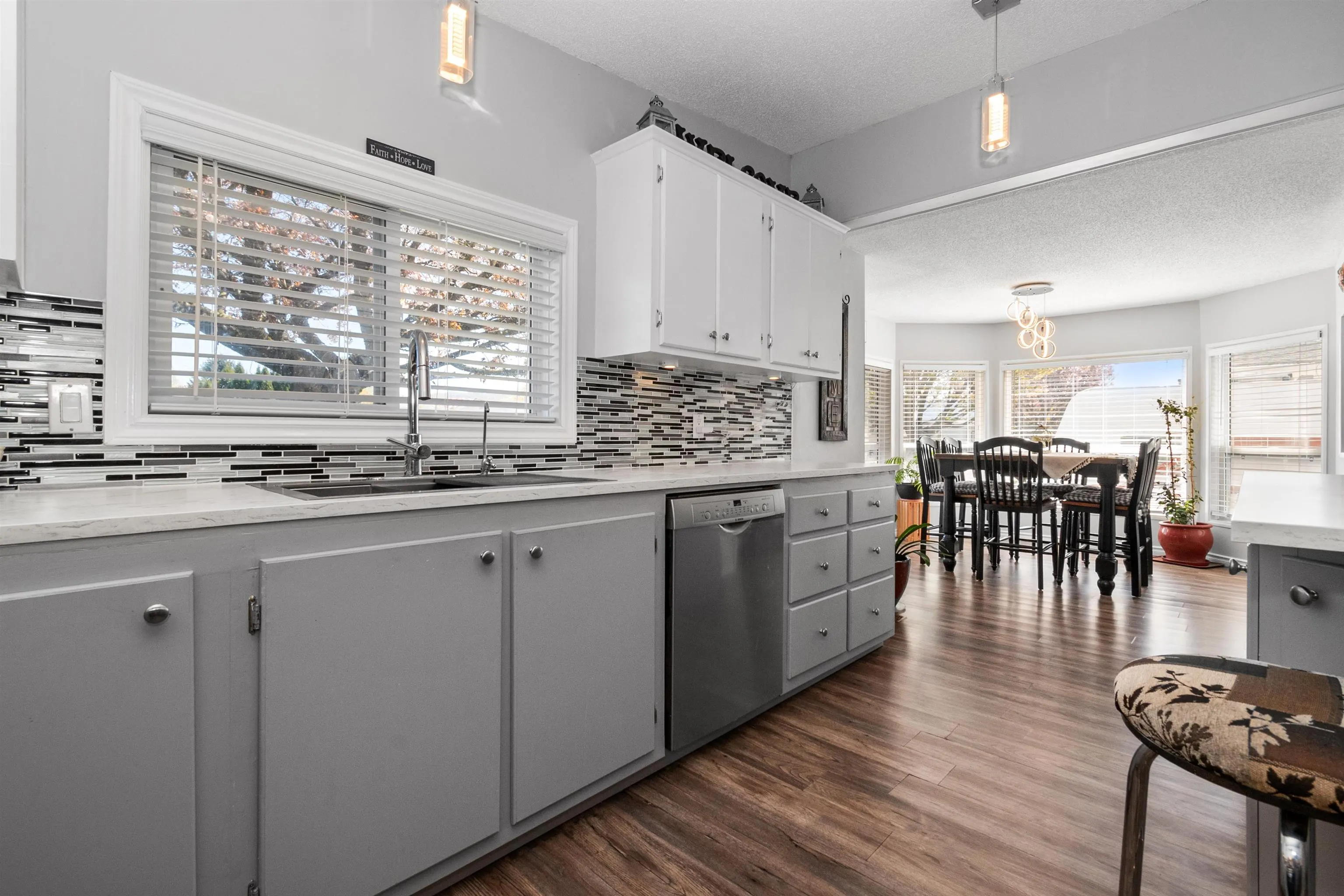 41168 Lougheed Highway #13