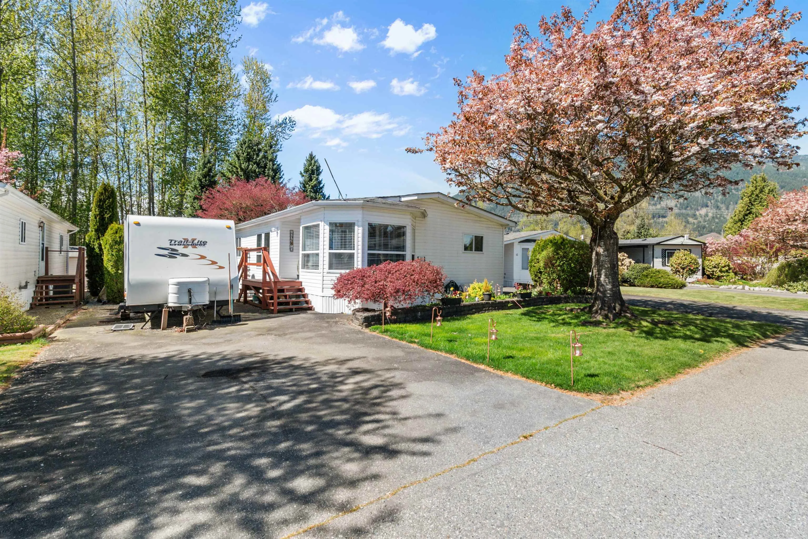 41168 Lougheed Highway #13