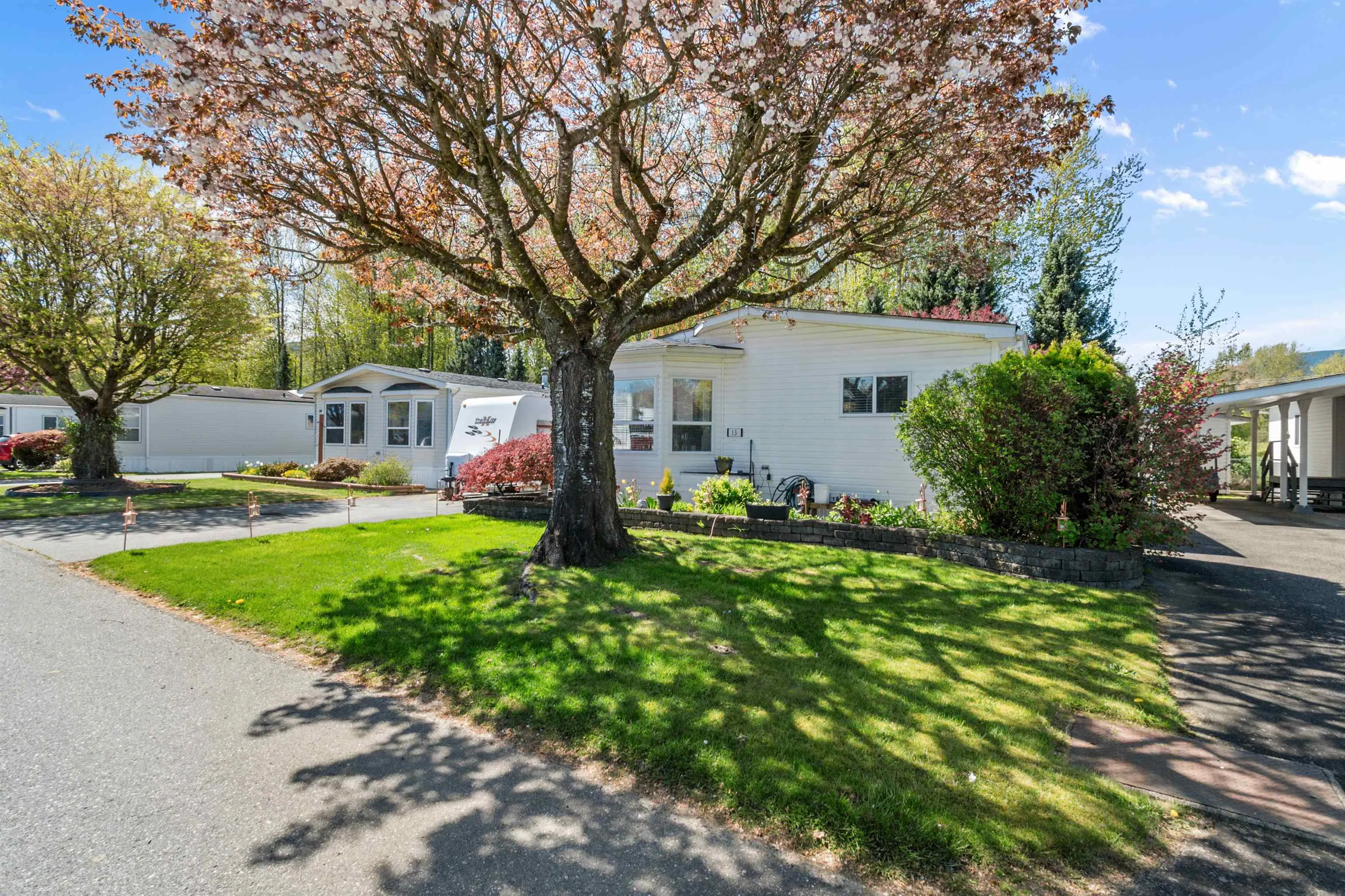 41168 Lougheed Highway #13