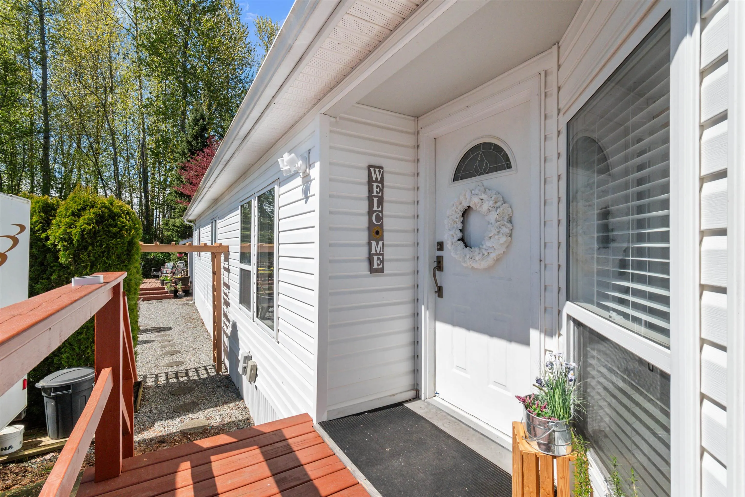 41168 Lougheed Highway #13