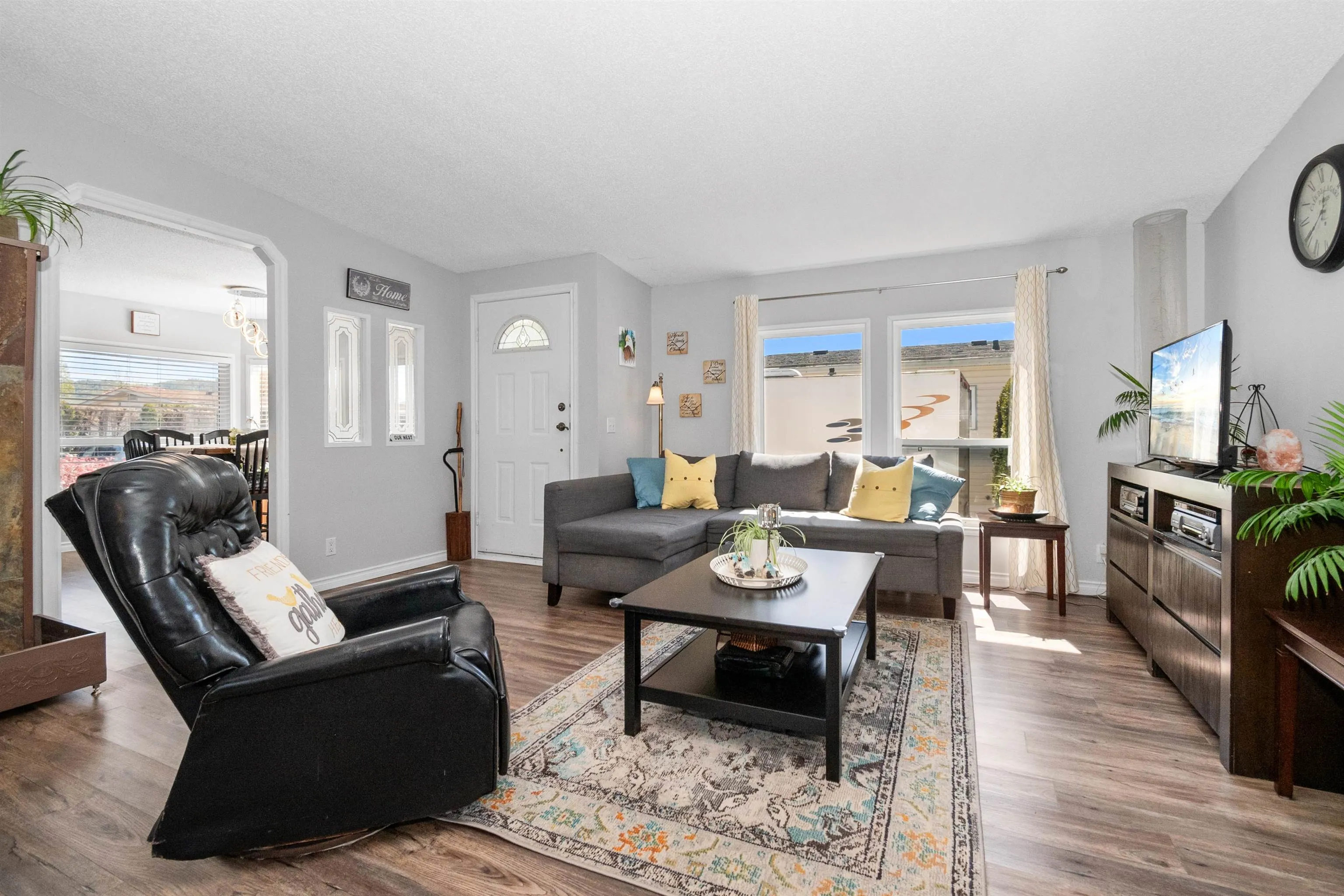 41168 Lougheed Highway #13