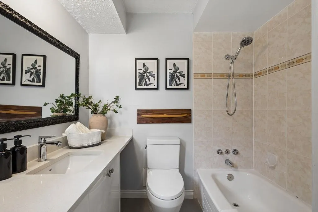 2657 Burnside Place