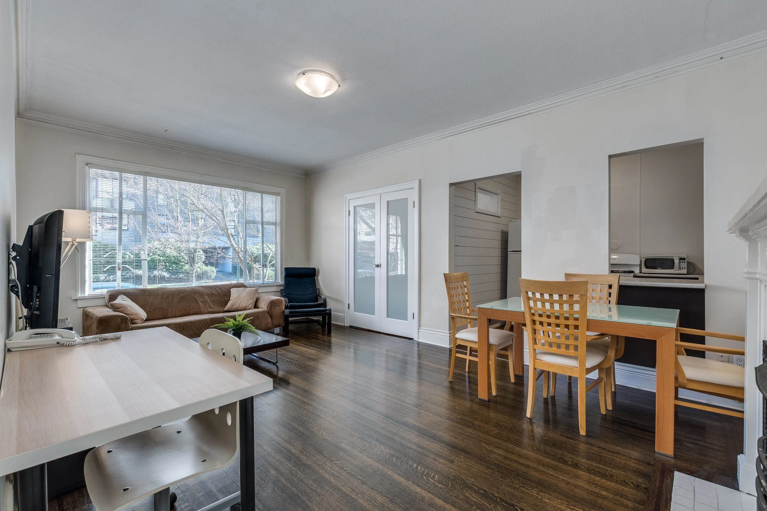 935 Jervis Street #17