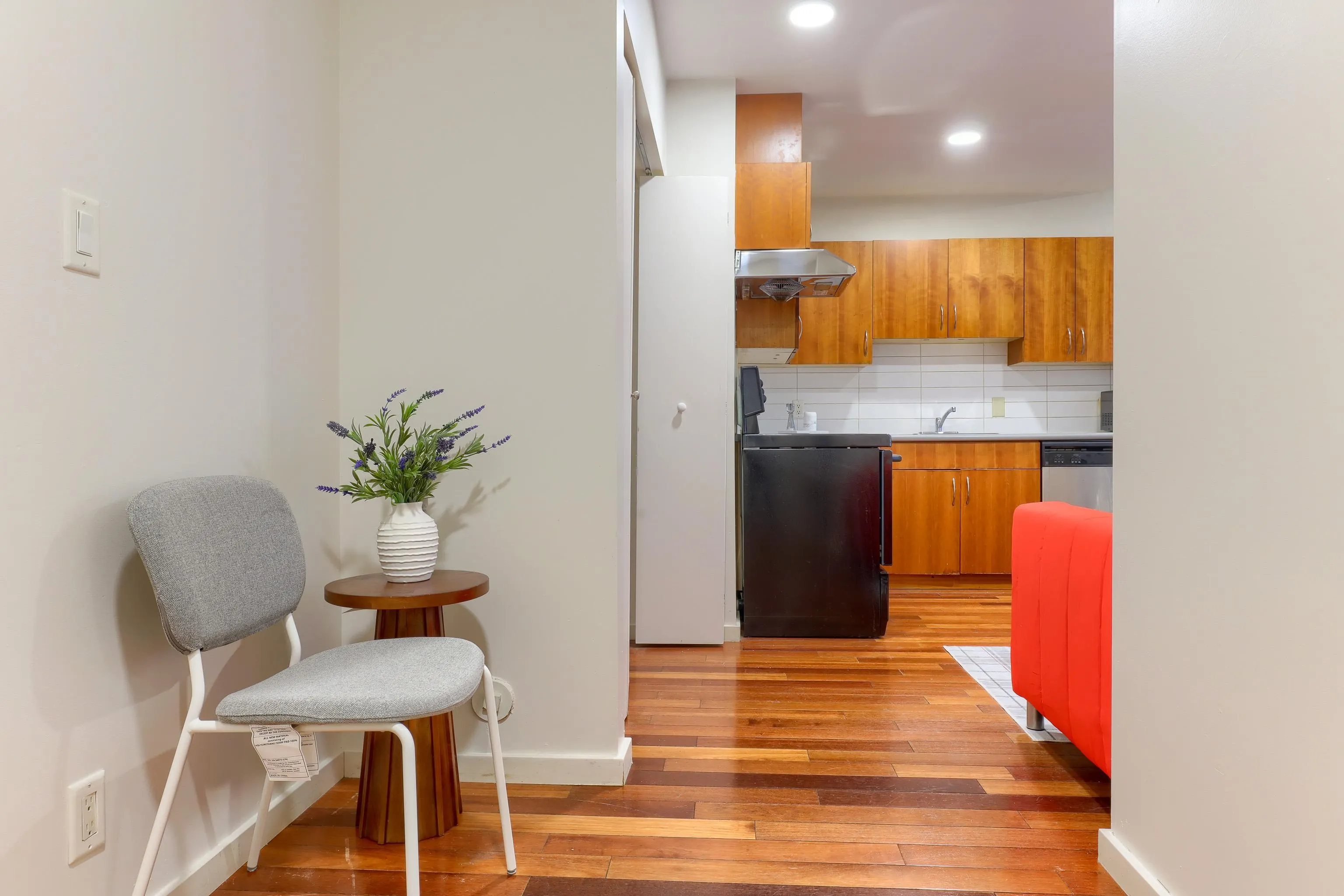 440 Richards Street #204